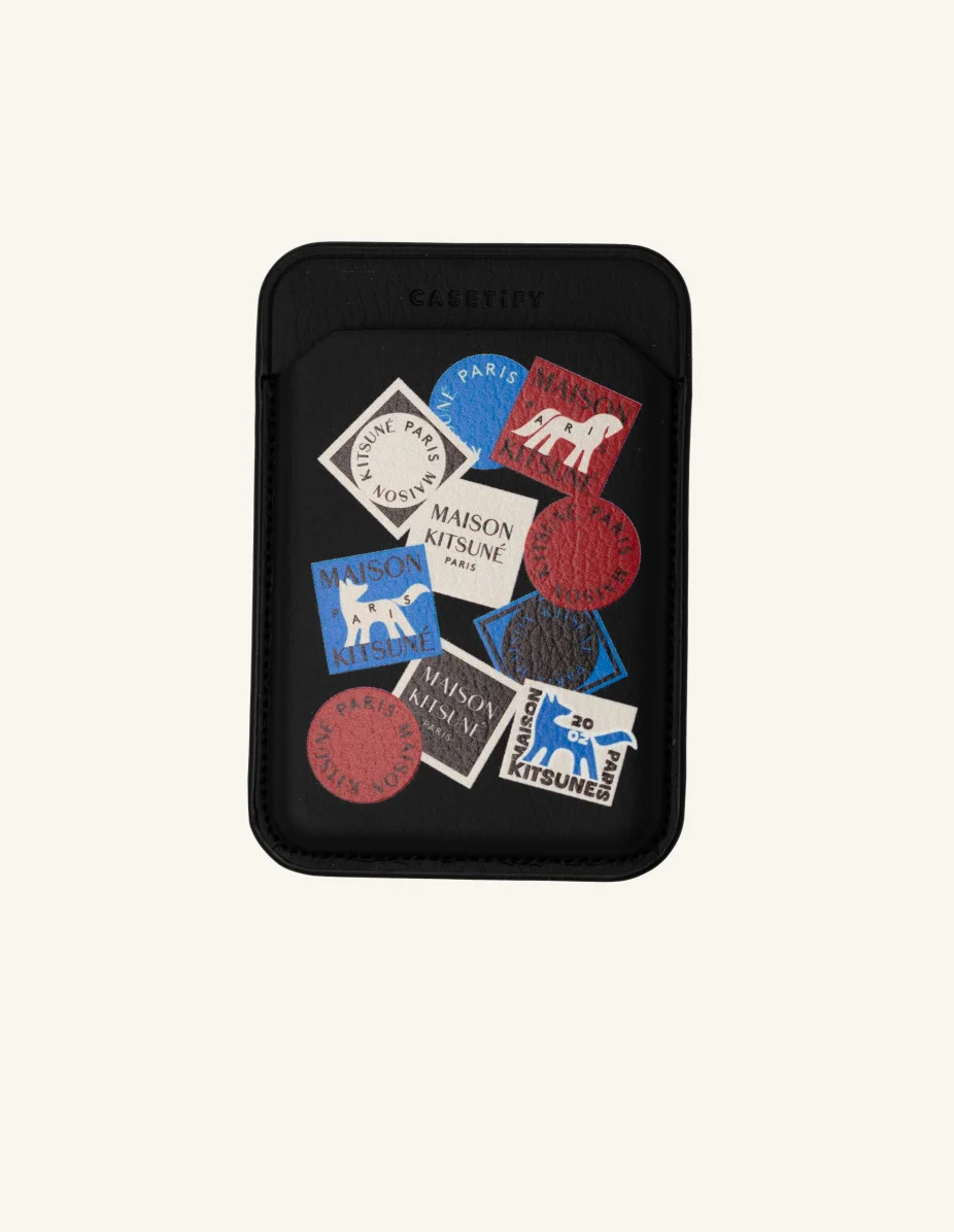 MAISON KITSUNE X CASETIFY ART GALLERY FOX STICKER MAGSAFE WALLET - 1
