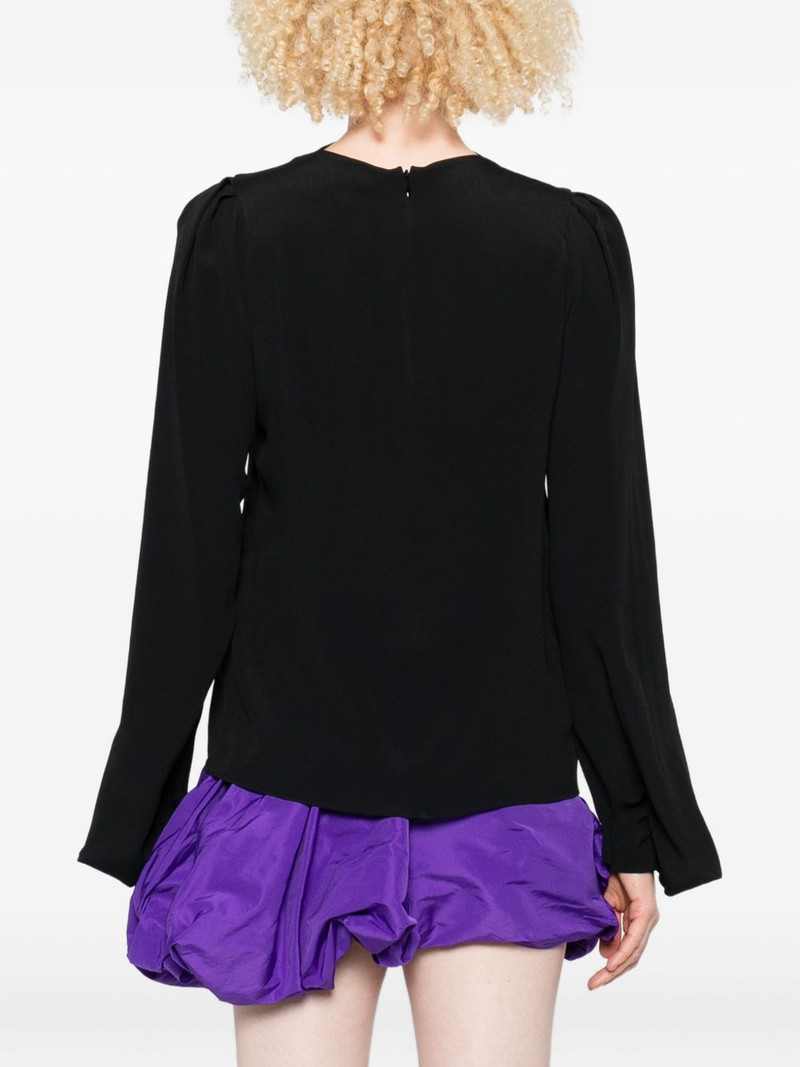 puff-sleeve top 4