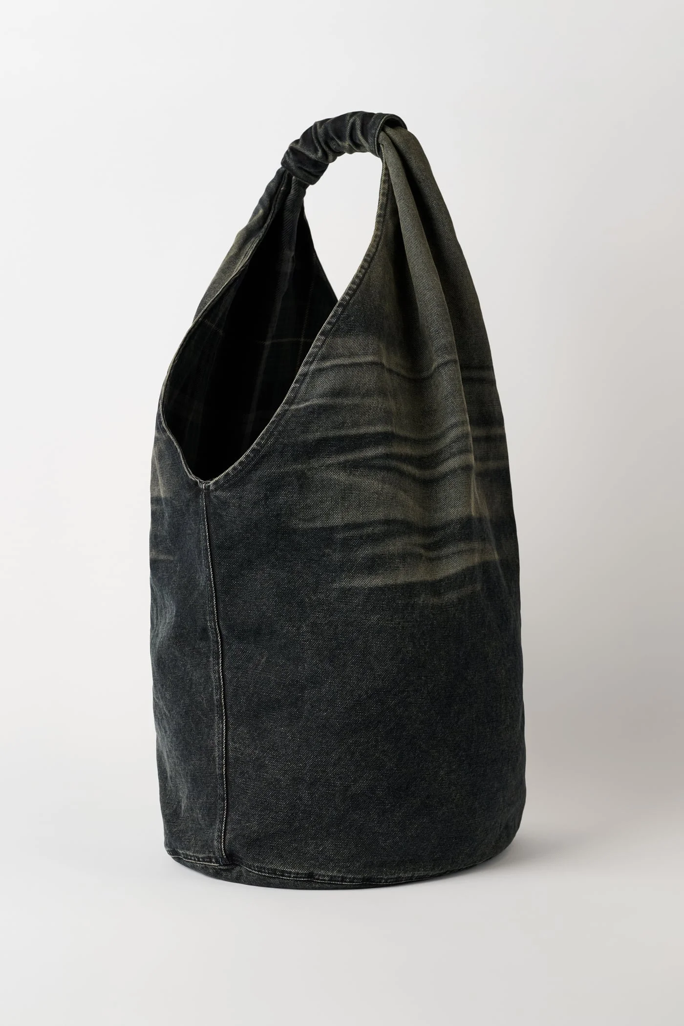 Drip Bag Deep Blue Indigo Canvas - 1