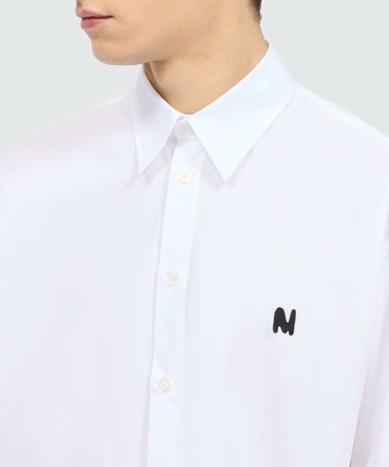 White long-sleeve cotton poplin shirt with chest logo and front patch 5