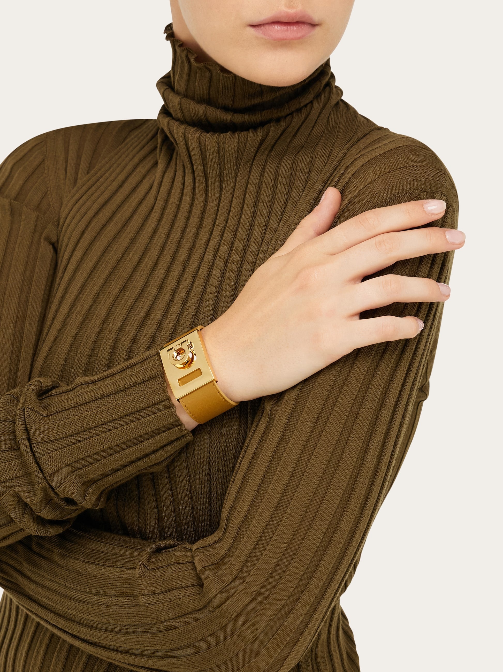 Gancini bracelet - Mis 17 - 3