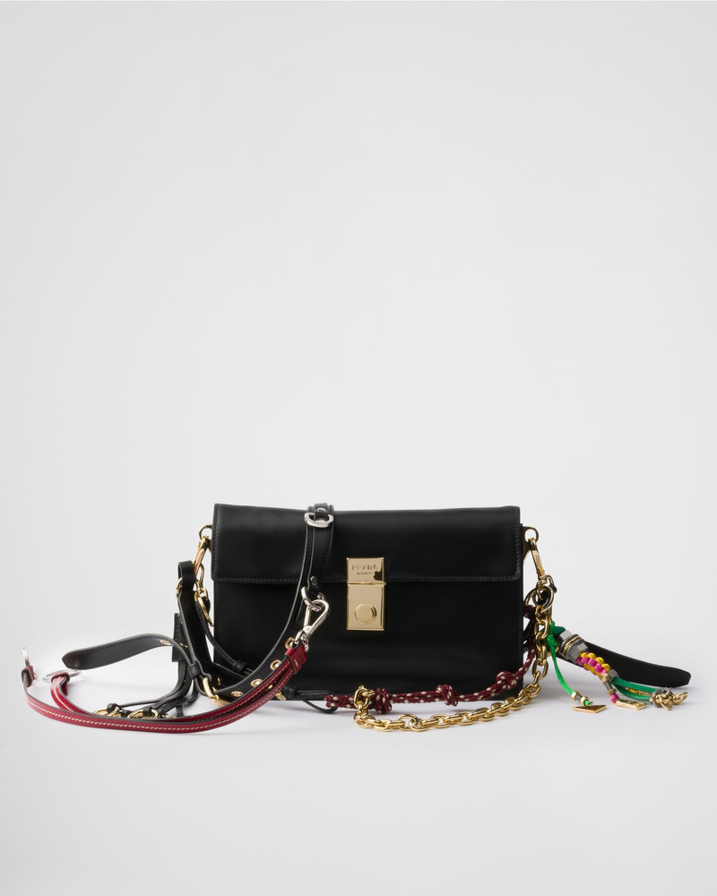 Prada 소프트 매력을 가진 건강한 작은 가죽 어깨 부대 - 1