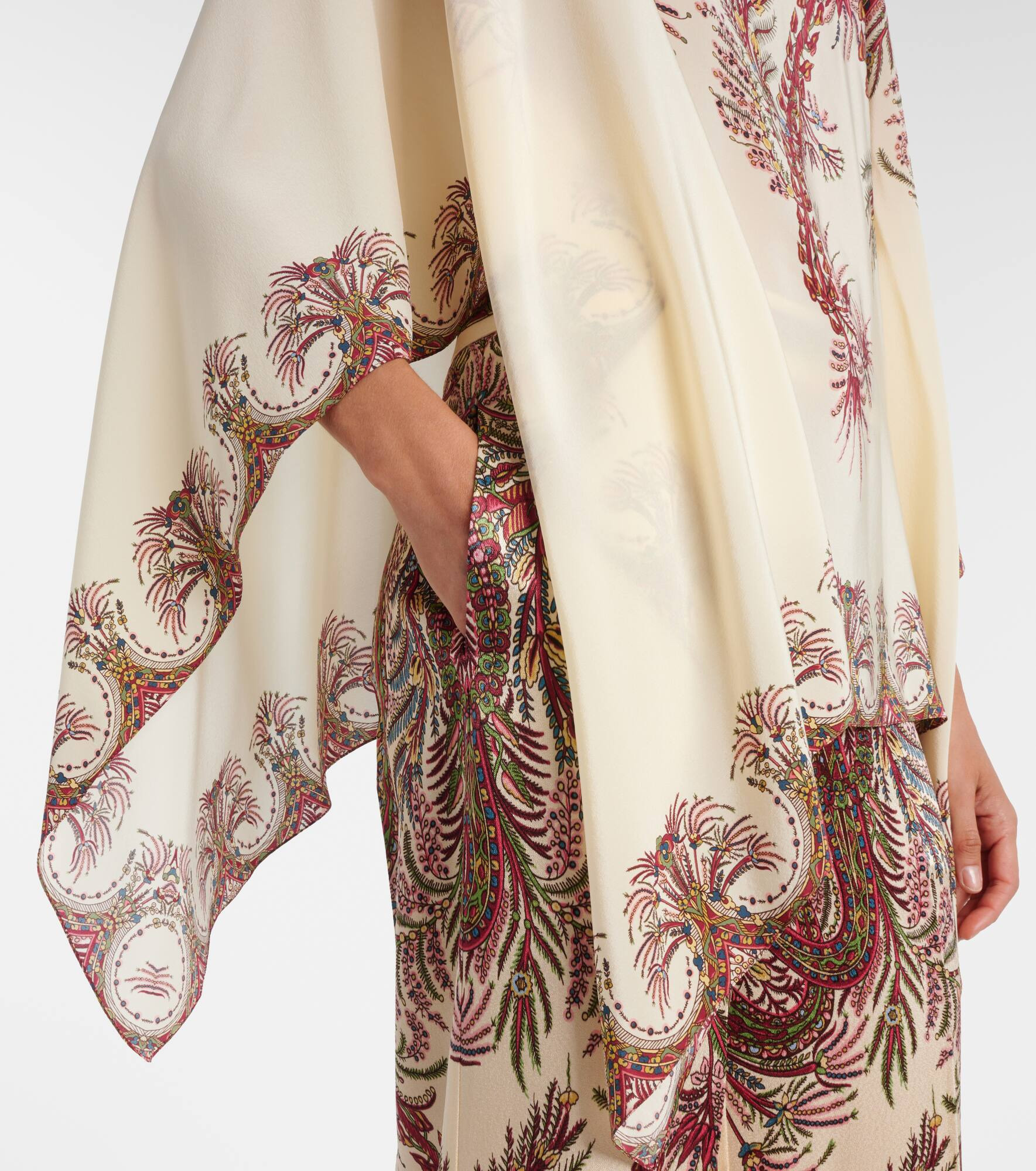 Printed silk crêpe de chine poncho - 5
