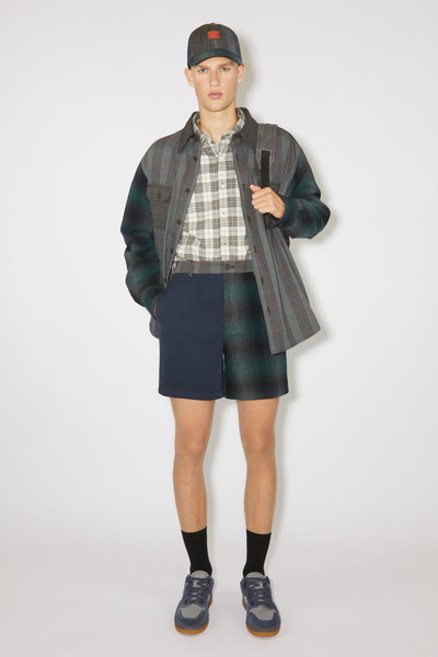 Acne Studios Patchwork shorts - Blue/green outlook