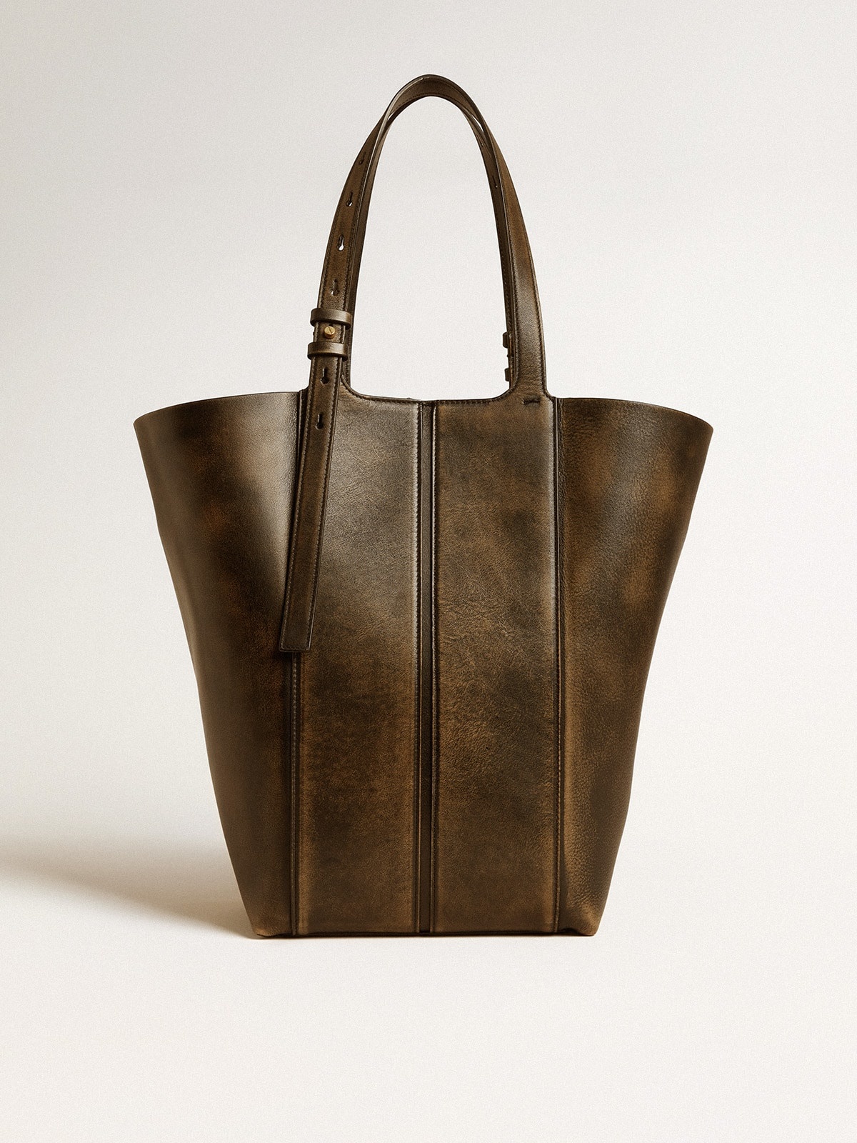 24/7 Bag in black distressed leather with adjustable handles - 6