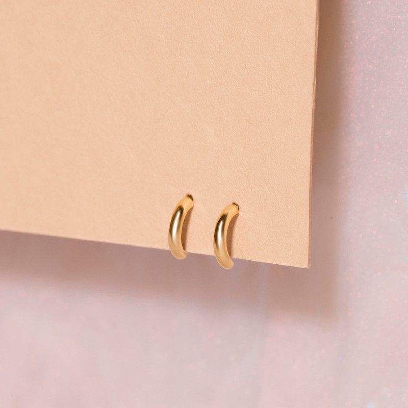 Teeny Tiny Gold Huggie 3