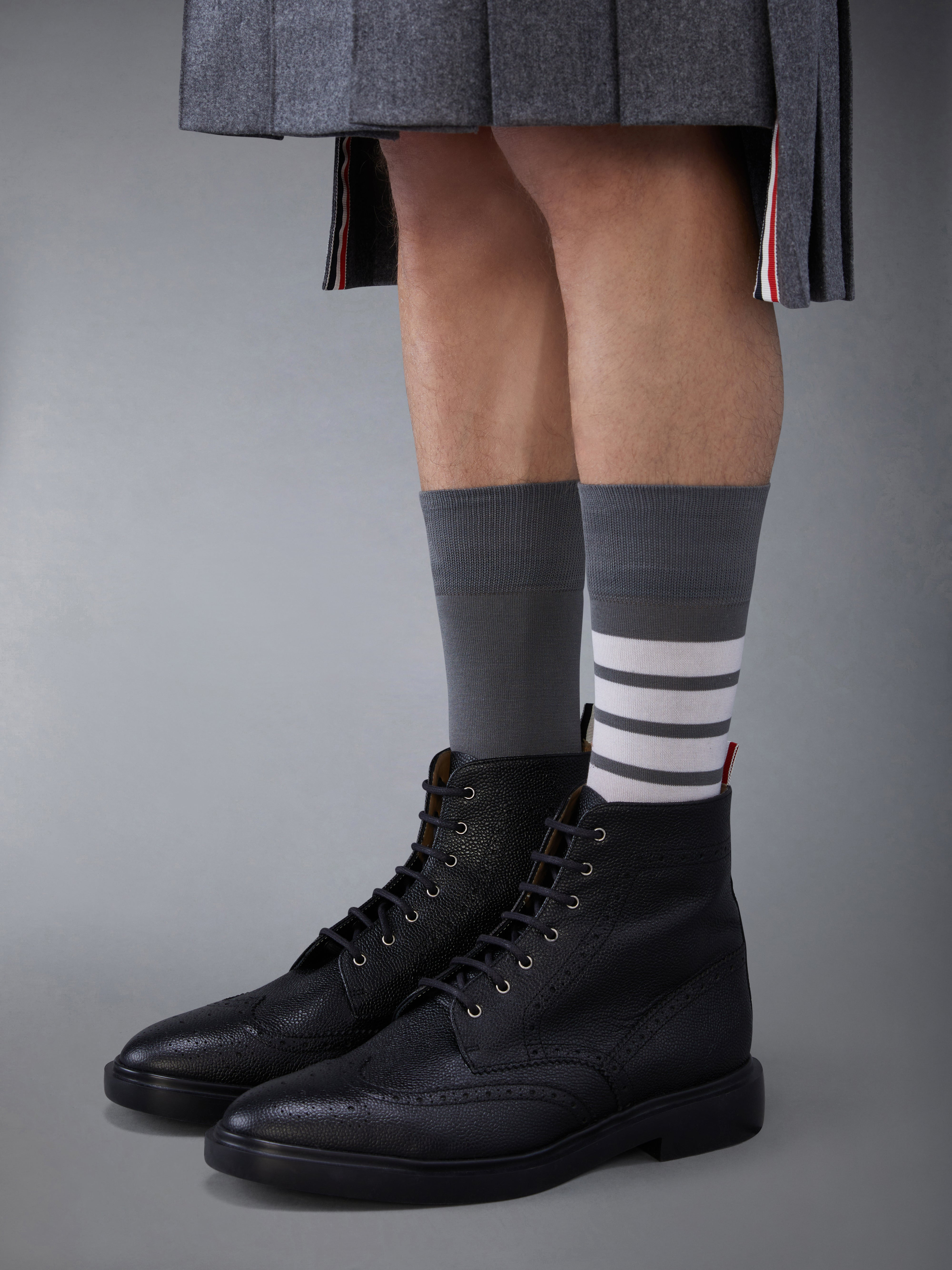 Wingtip ankle boots - 4
