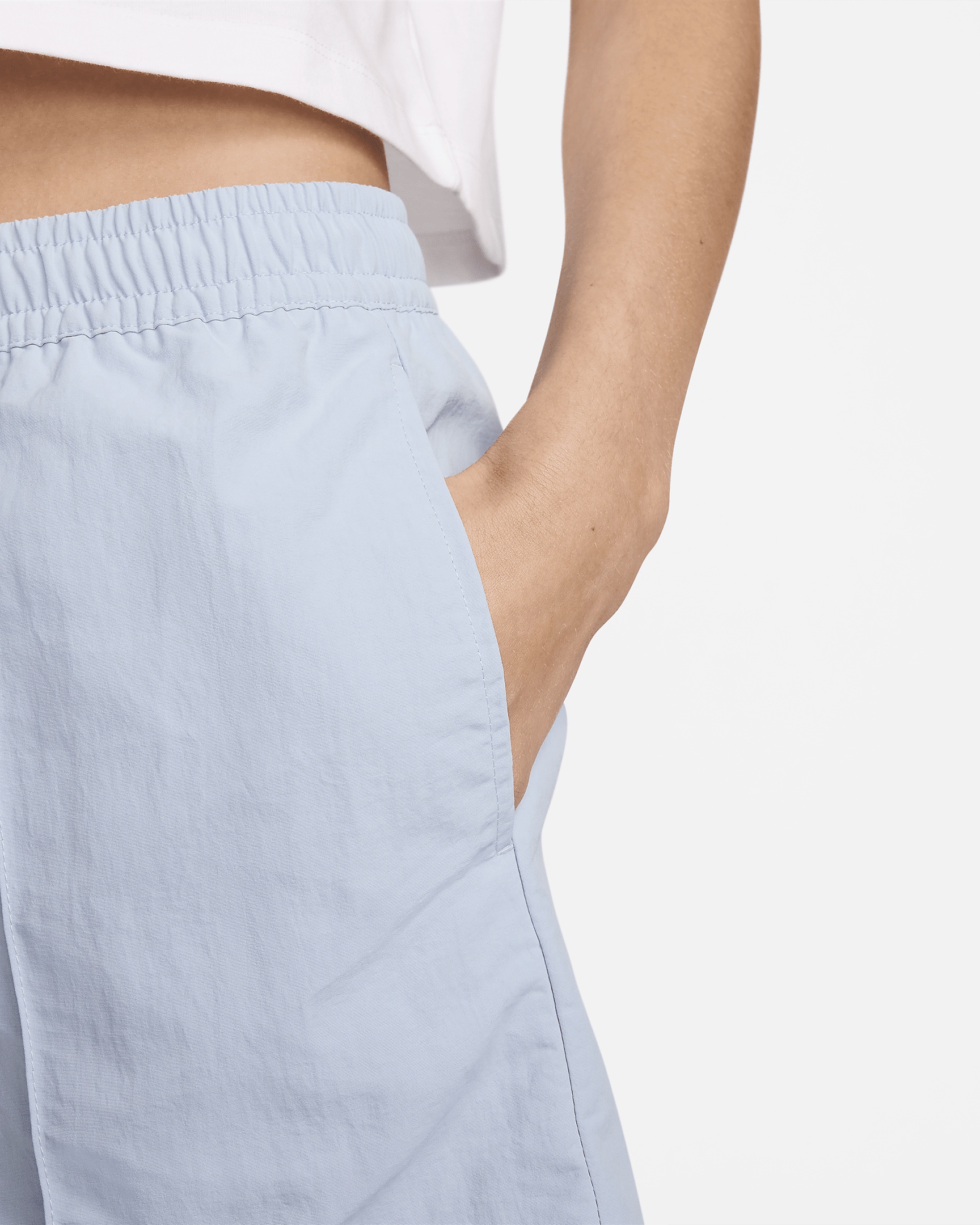 Nike Sportswear Everything Wovens Women's Mid-Rise 5" Shorts - 5