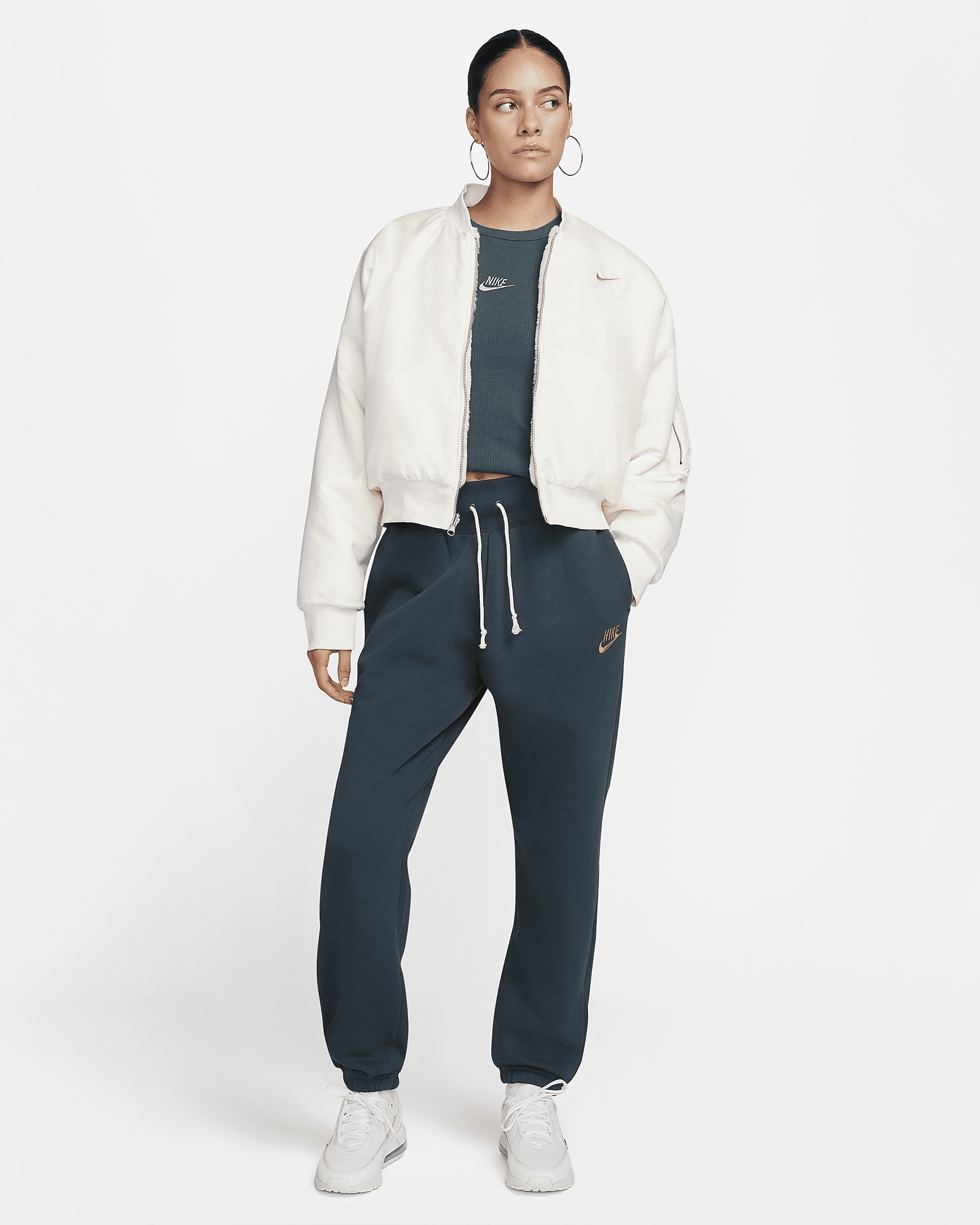 Women's Nike Sportswear High-Waisted Oversized Fleece Sweatpants - 6