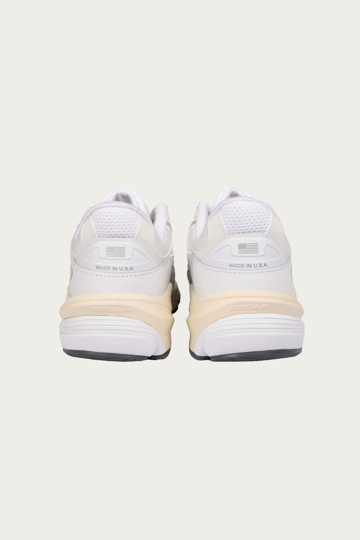 990v6 - White - 3