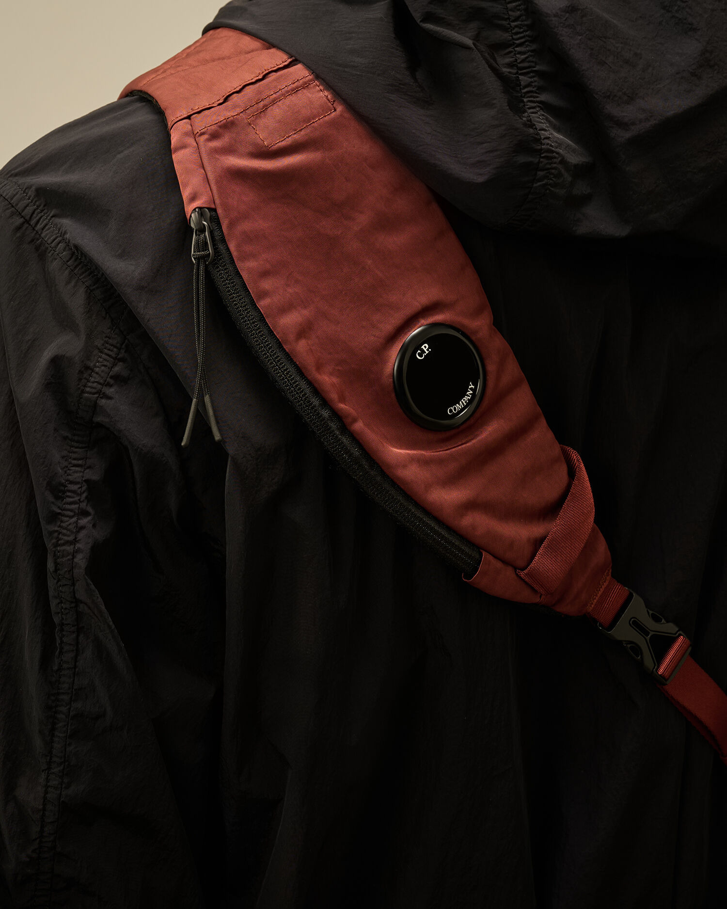 Nylon B Crossbody Rucksack - 4