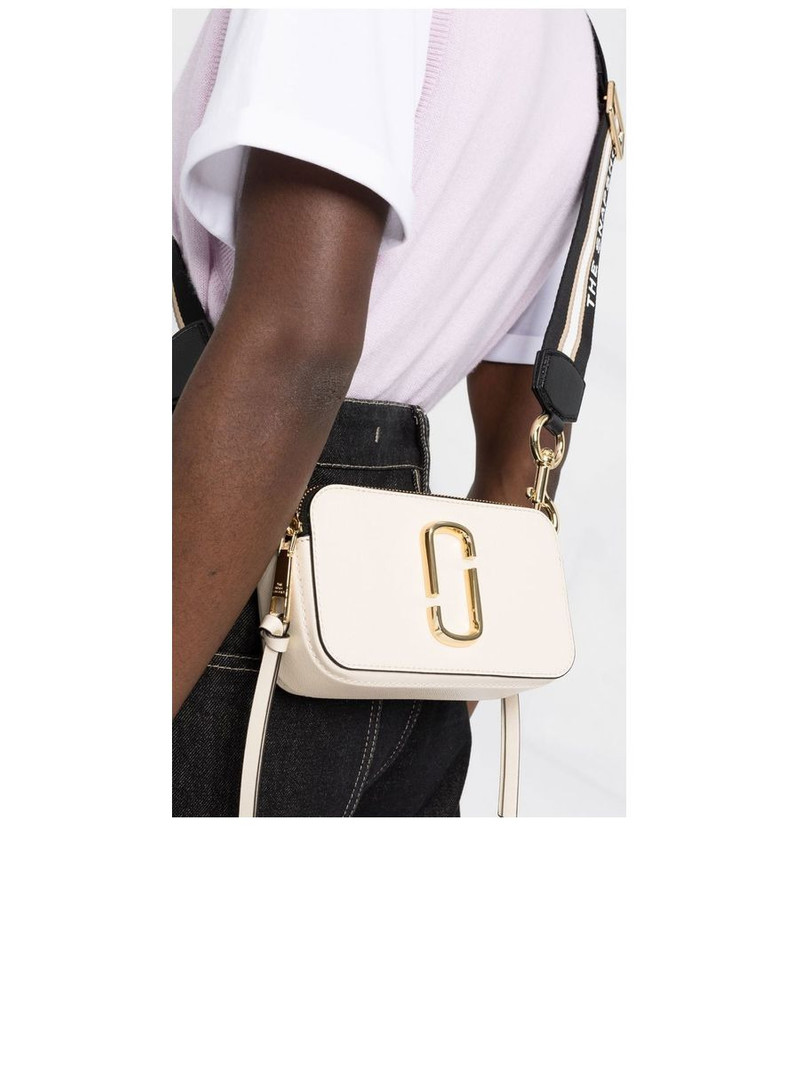 Marc Jacobs The Snapshot Crossbody Bag outlook