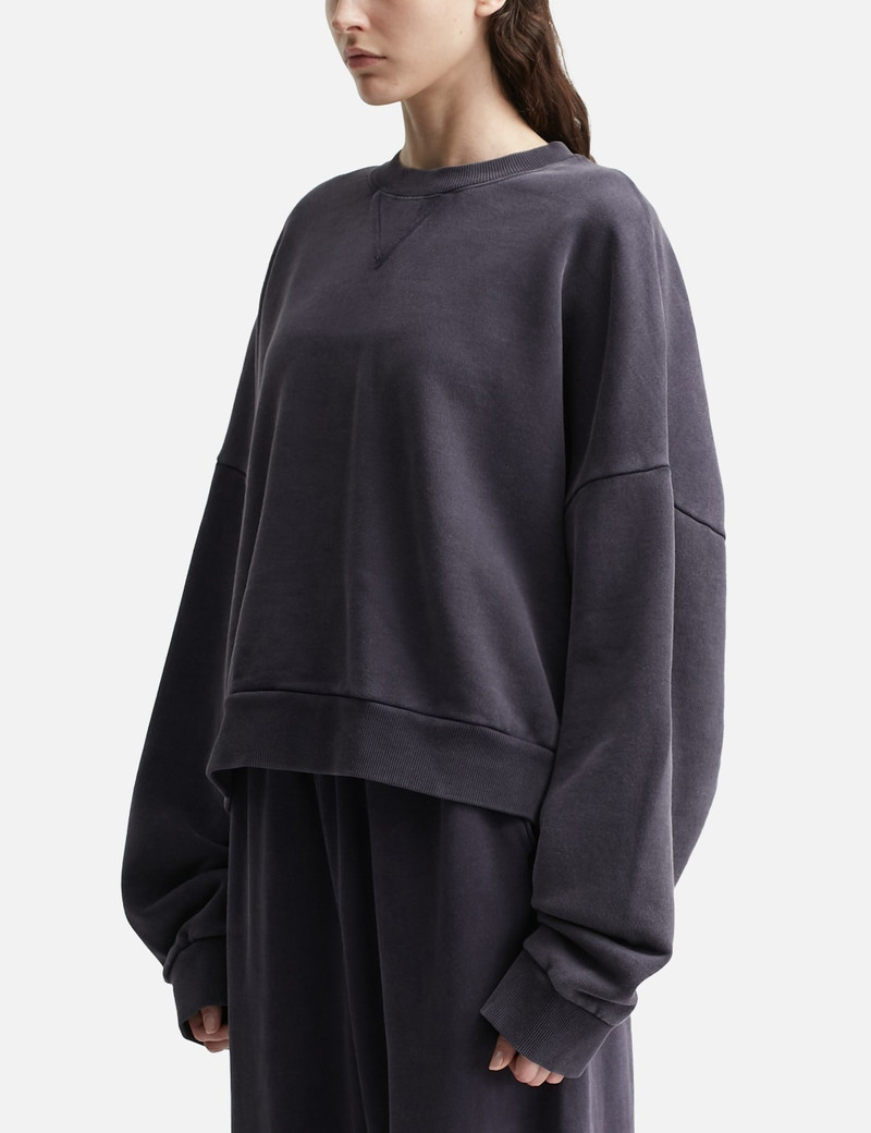 entire studios BOX CREW outlook