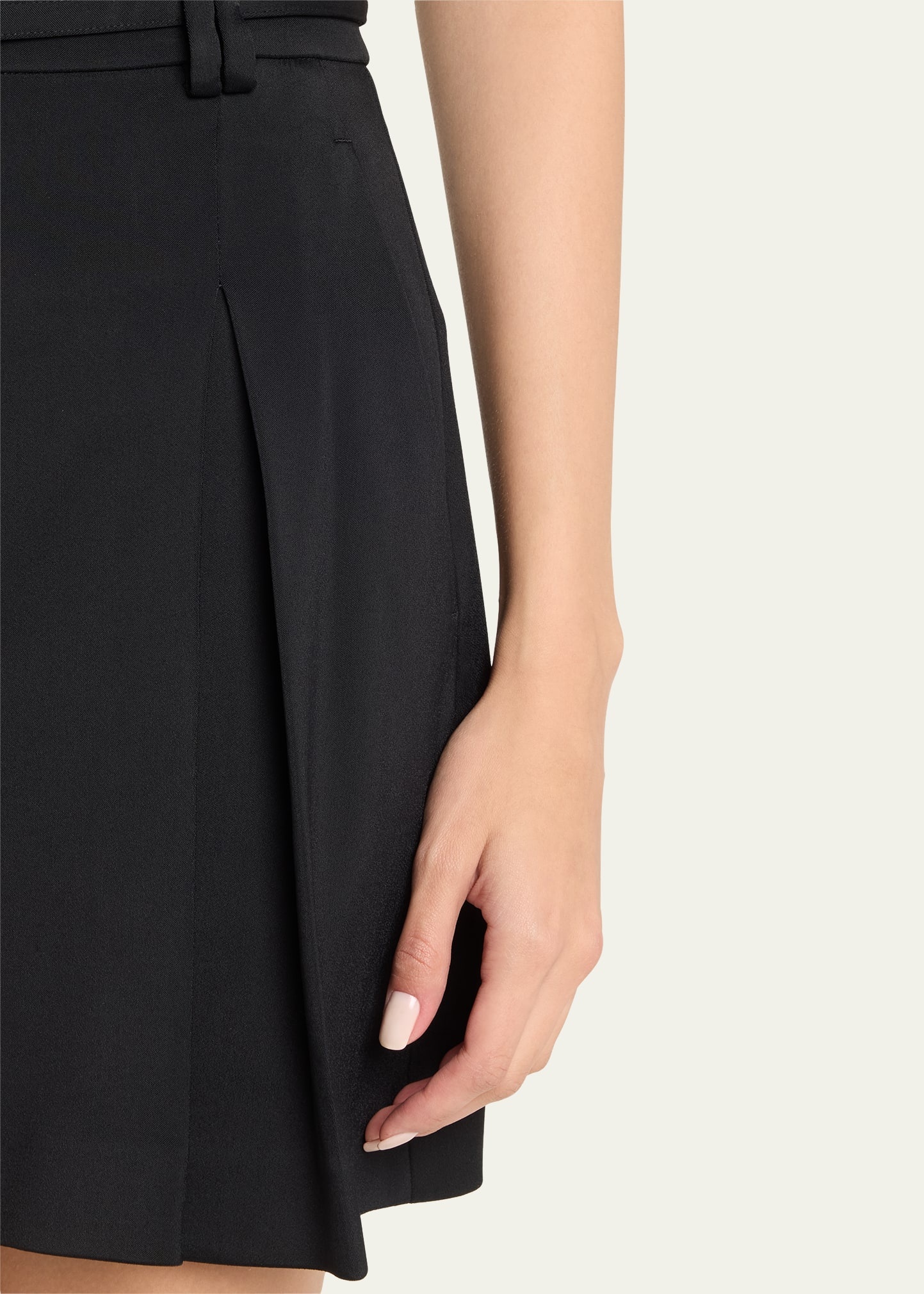 Fluid Pleated Shorts - 5