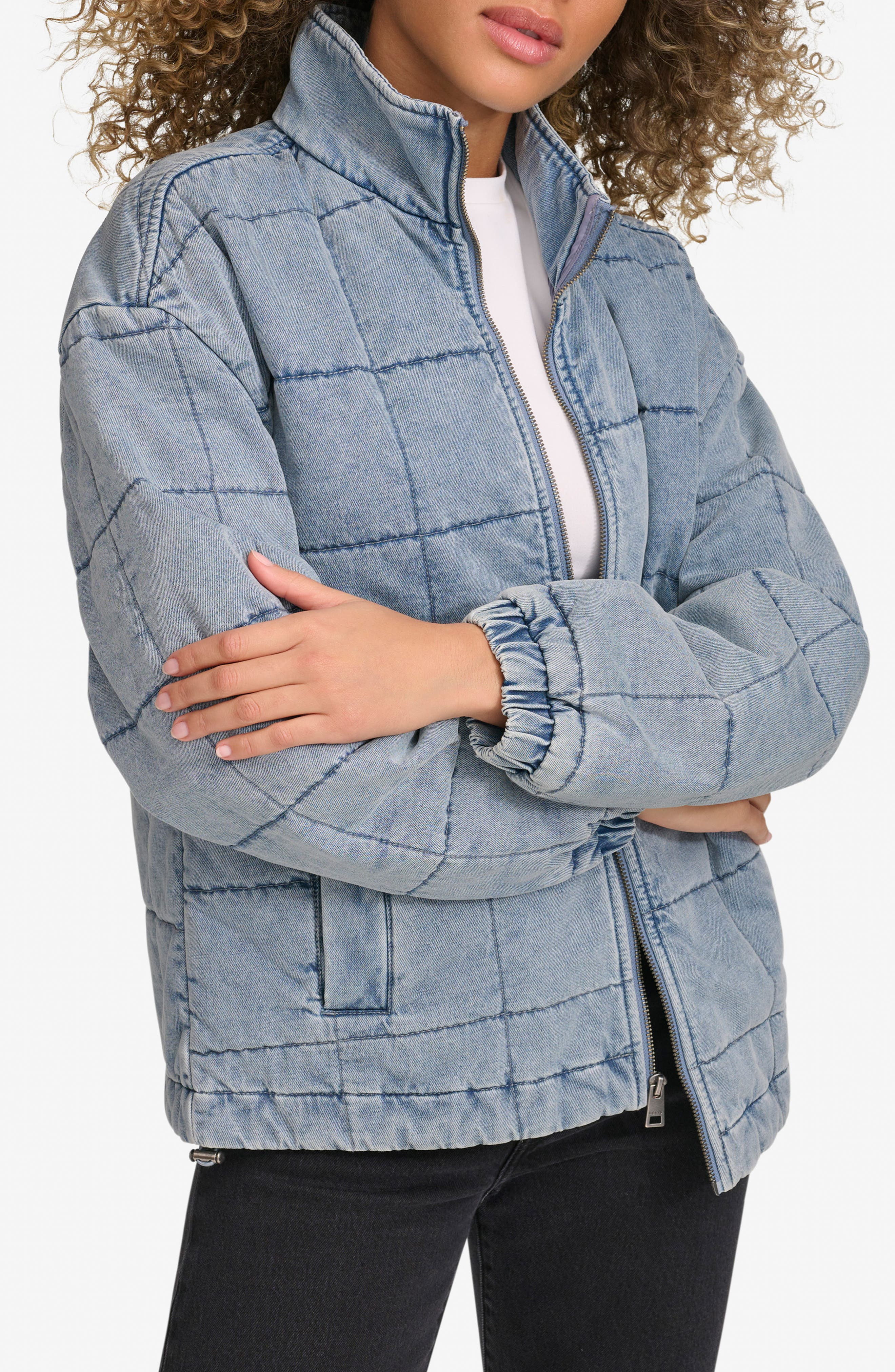 levi's Box Quilted Water Resistant Cotton Jacket in Light Wash Denim at Nordstrom - 4