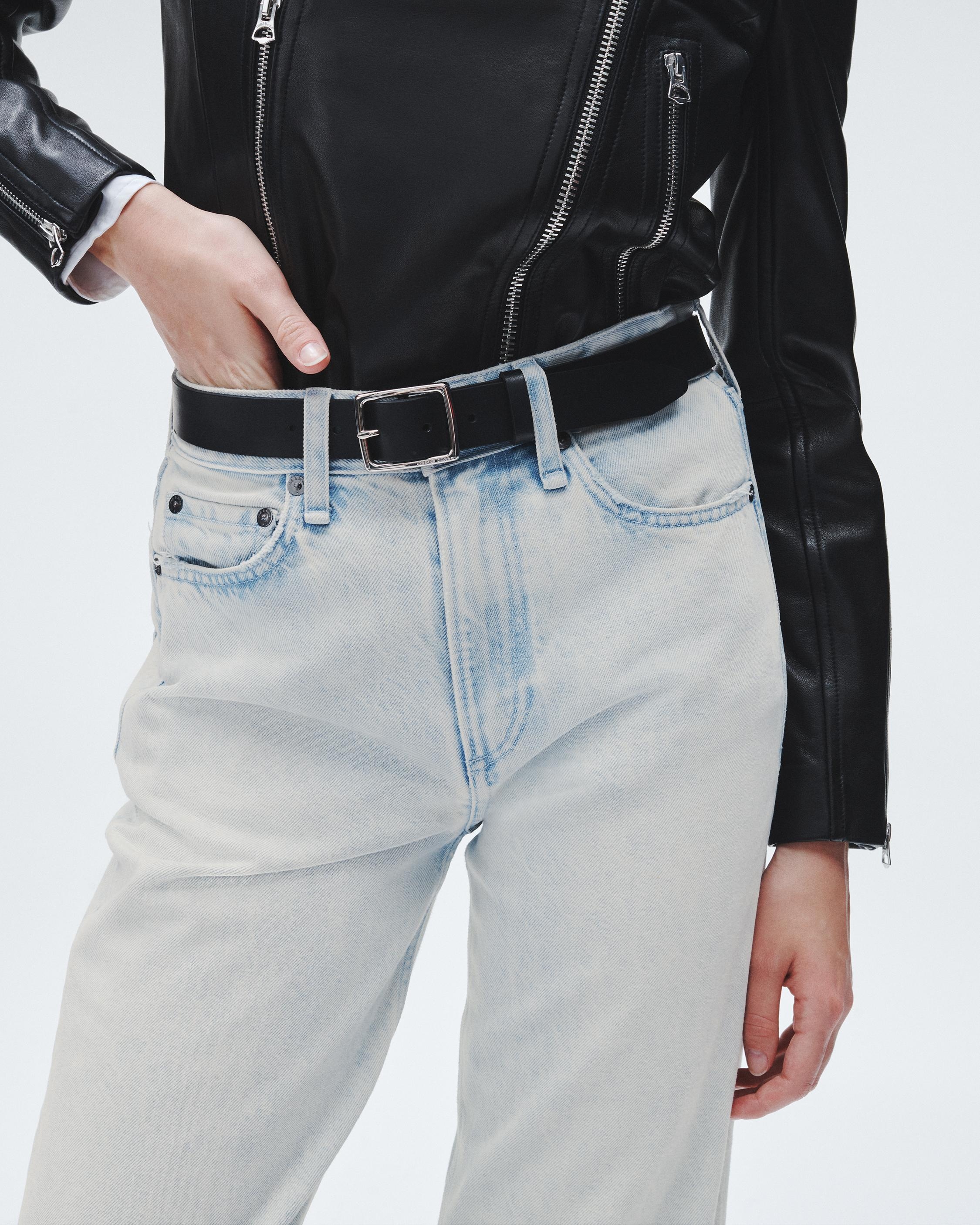 Logan Wide-Leg - Icefall
Mid-Rise Lightweight Rigid Jean - 6