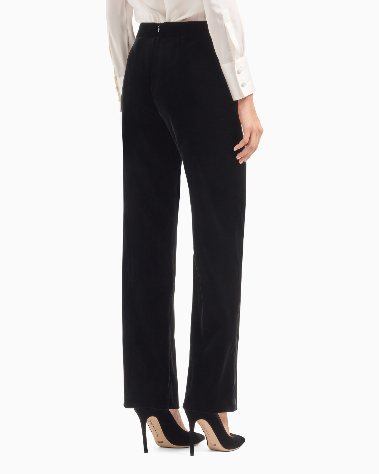 Cropped trousers in velvet - 3