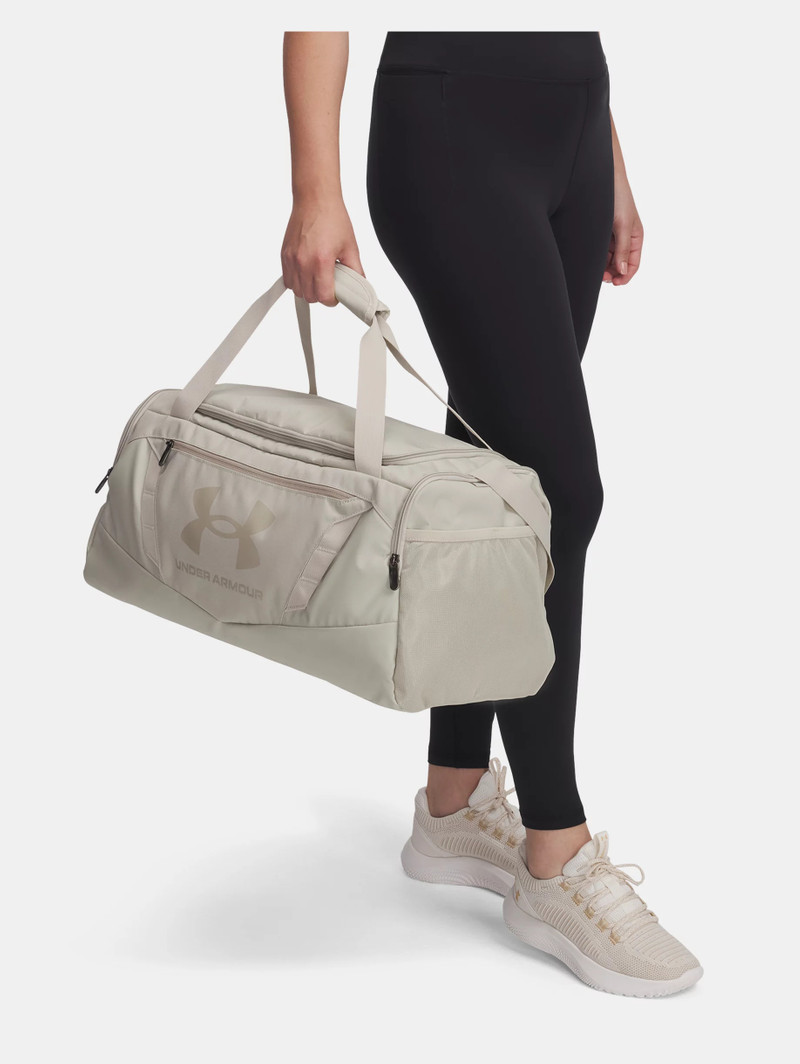 UA Undeniable 5.0 Small 4