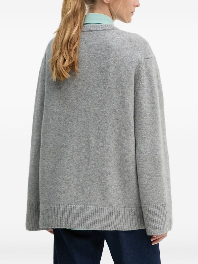 V-neck ribbed sweater 3