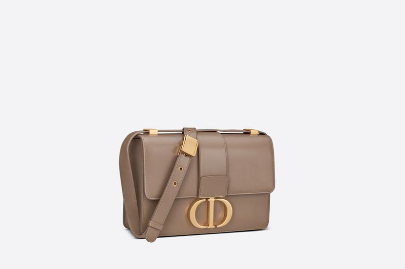 Dior 30 Montaigne Bag outlook