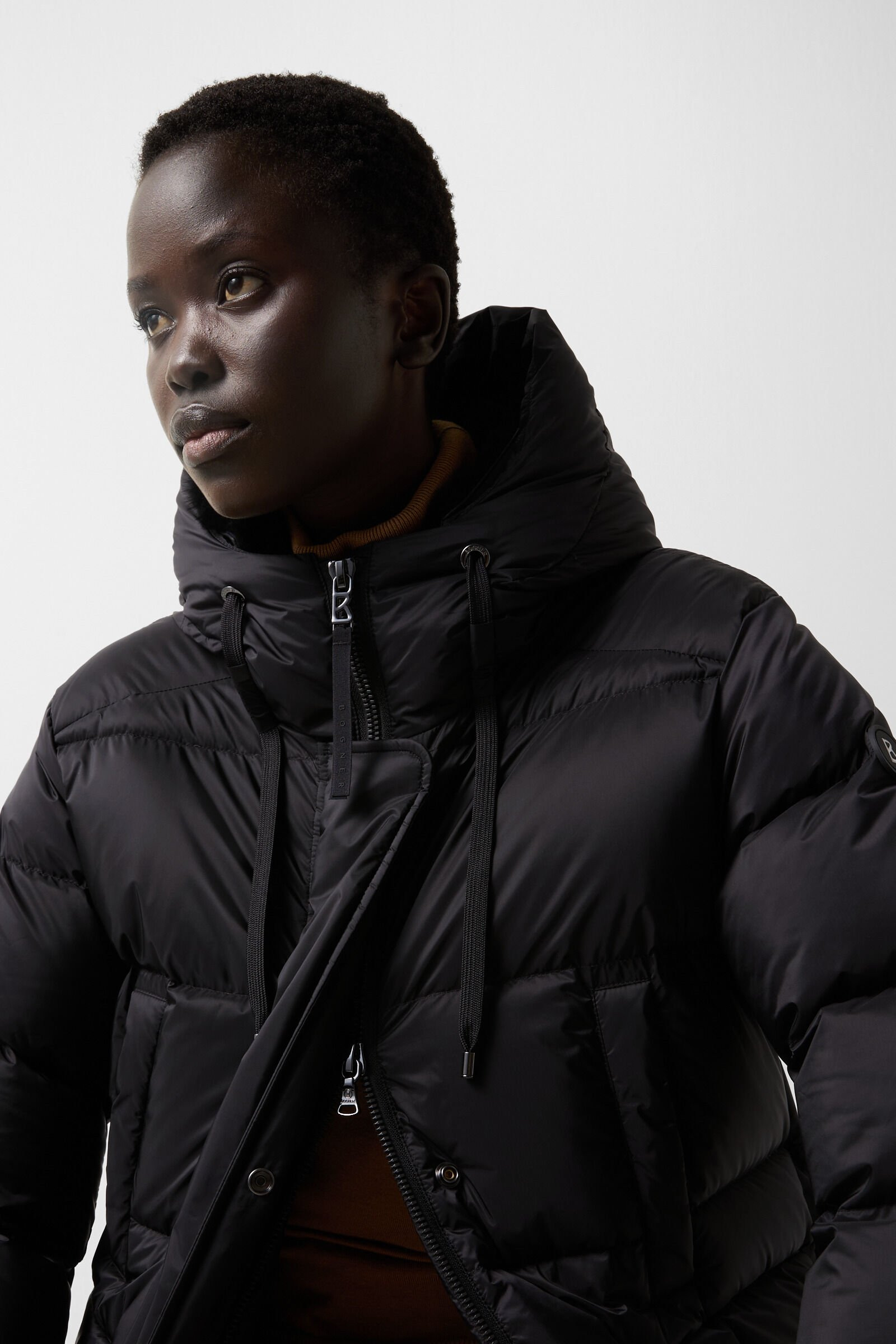 Jonna down coat in Black - 8