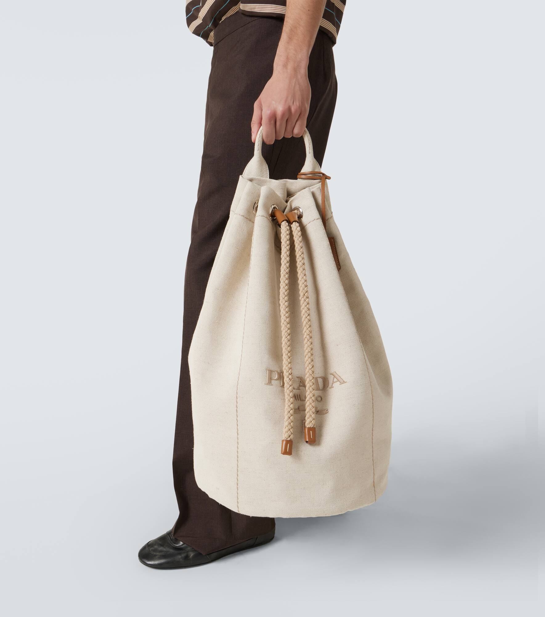 Embroidered canvas bucket bag - 2