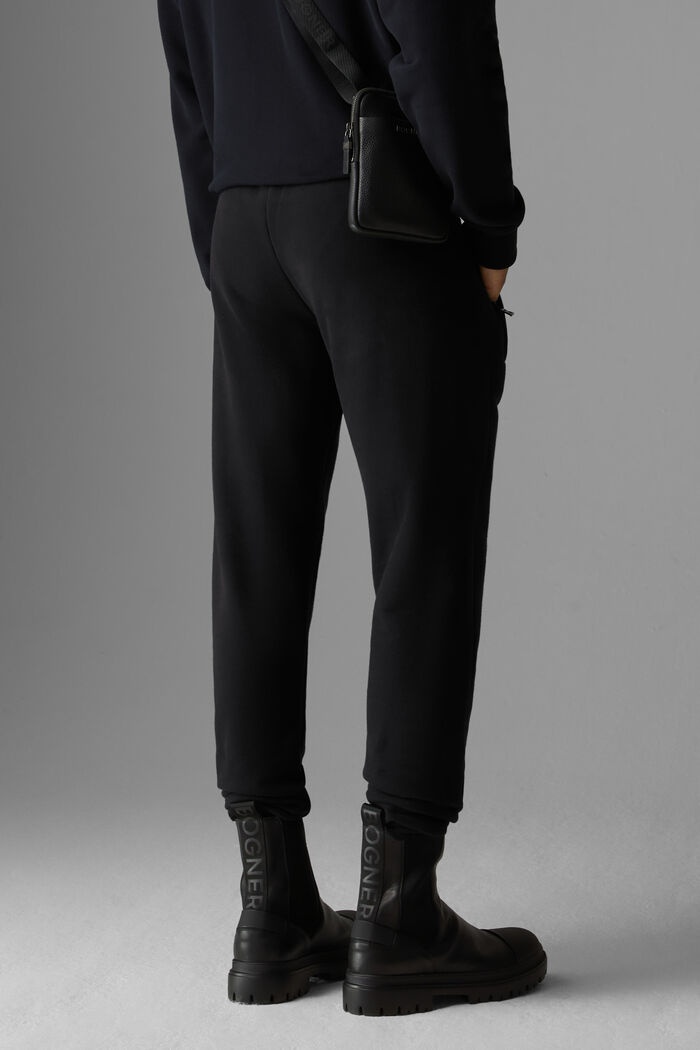 Lanny Jogging pants in Black - 3
