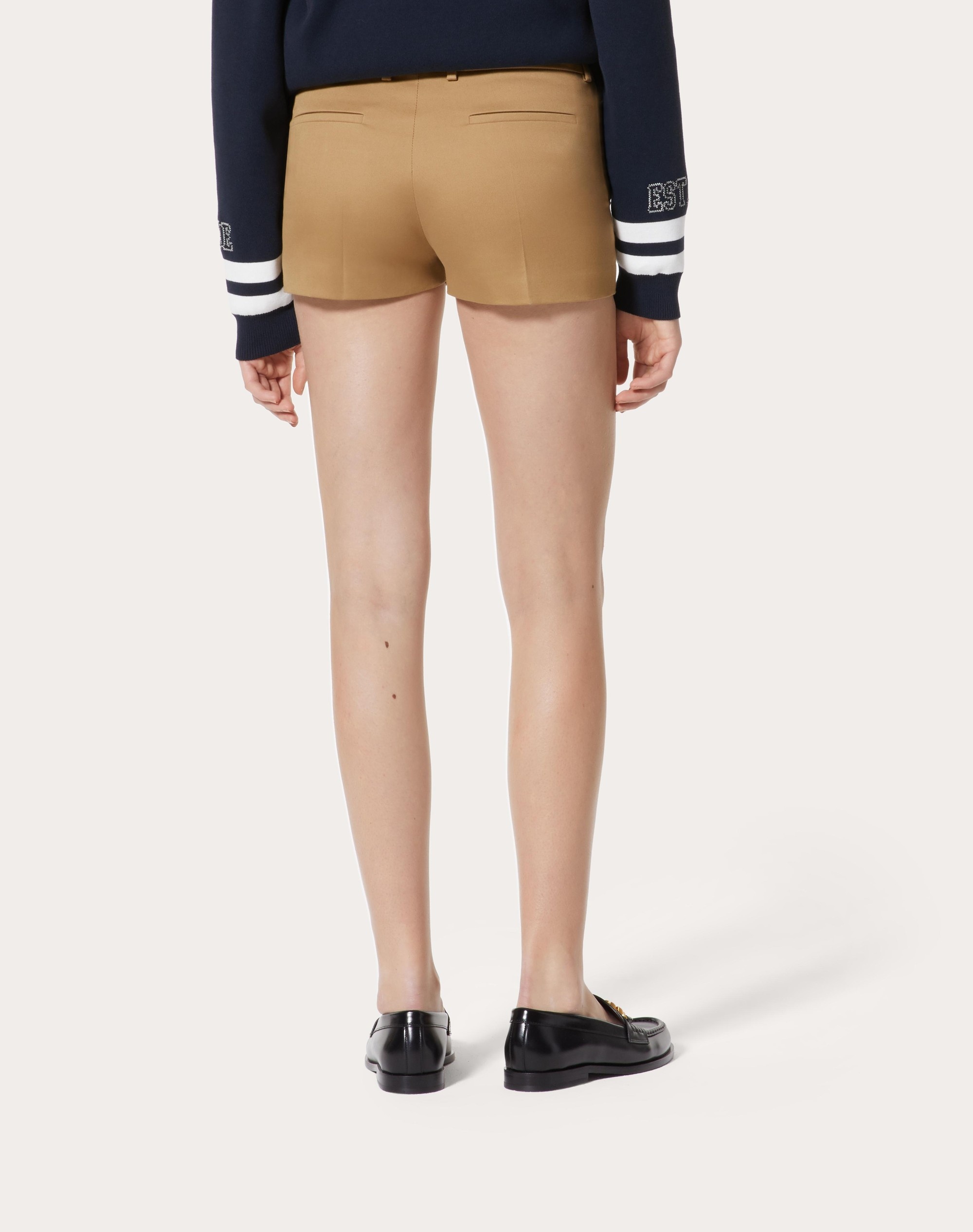 VLOGO CHAIN COMFORT GABARDINE SHORTS - 4