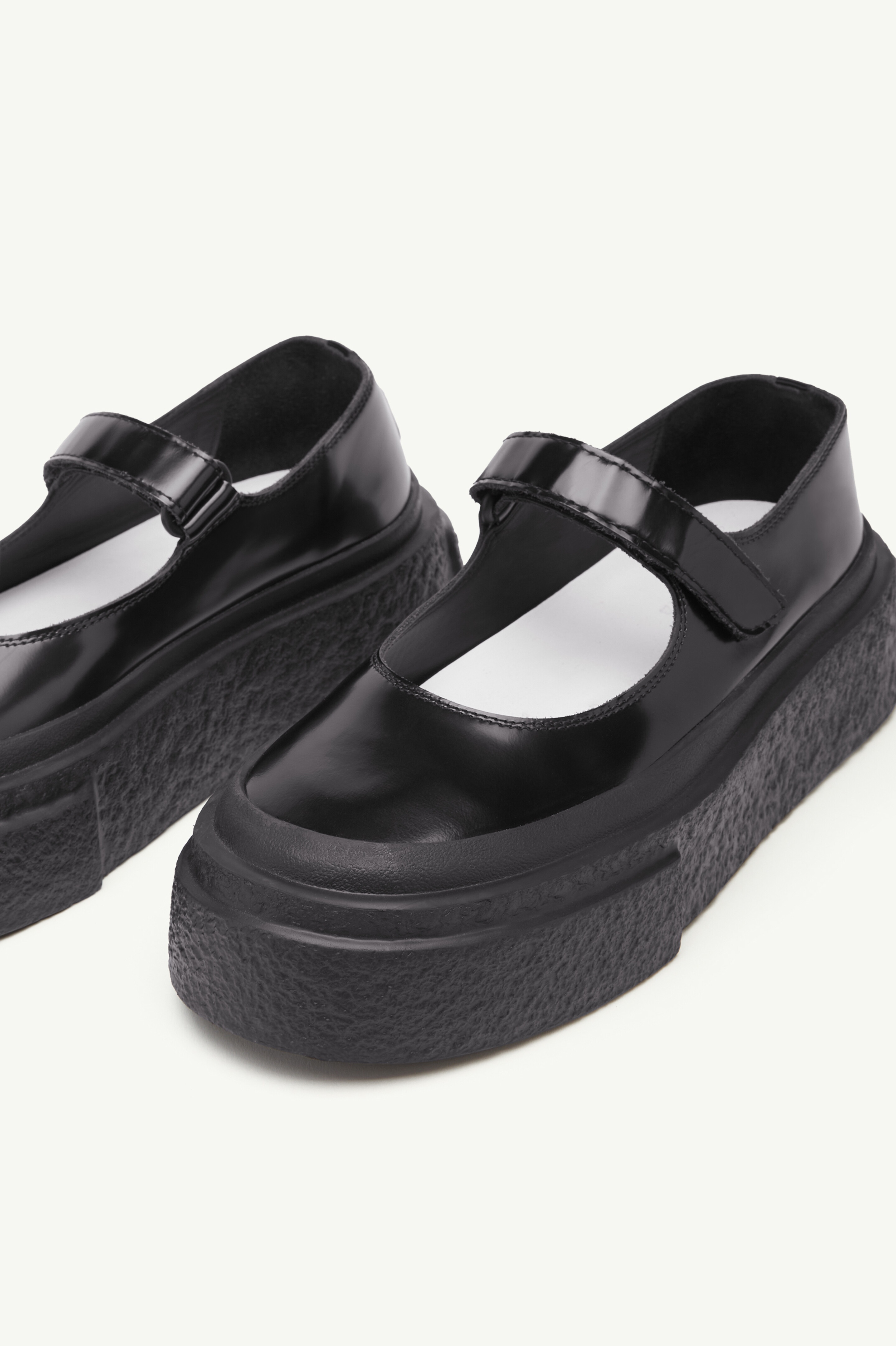 Platform court shoes - 4