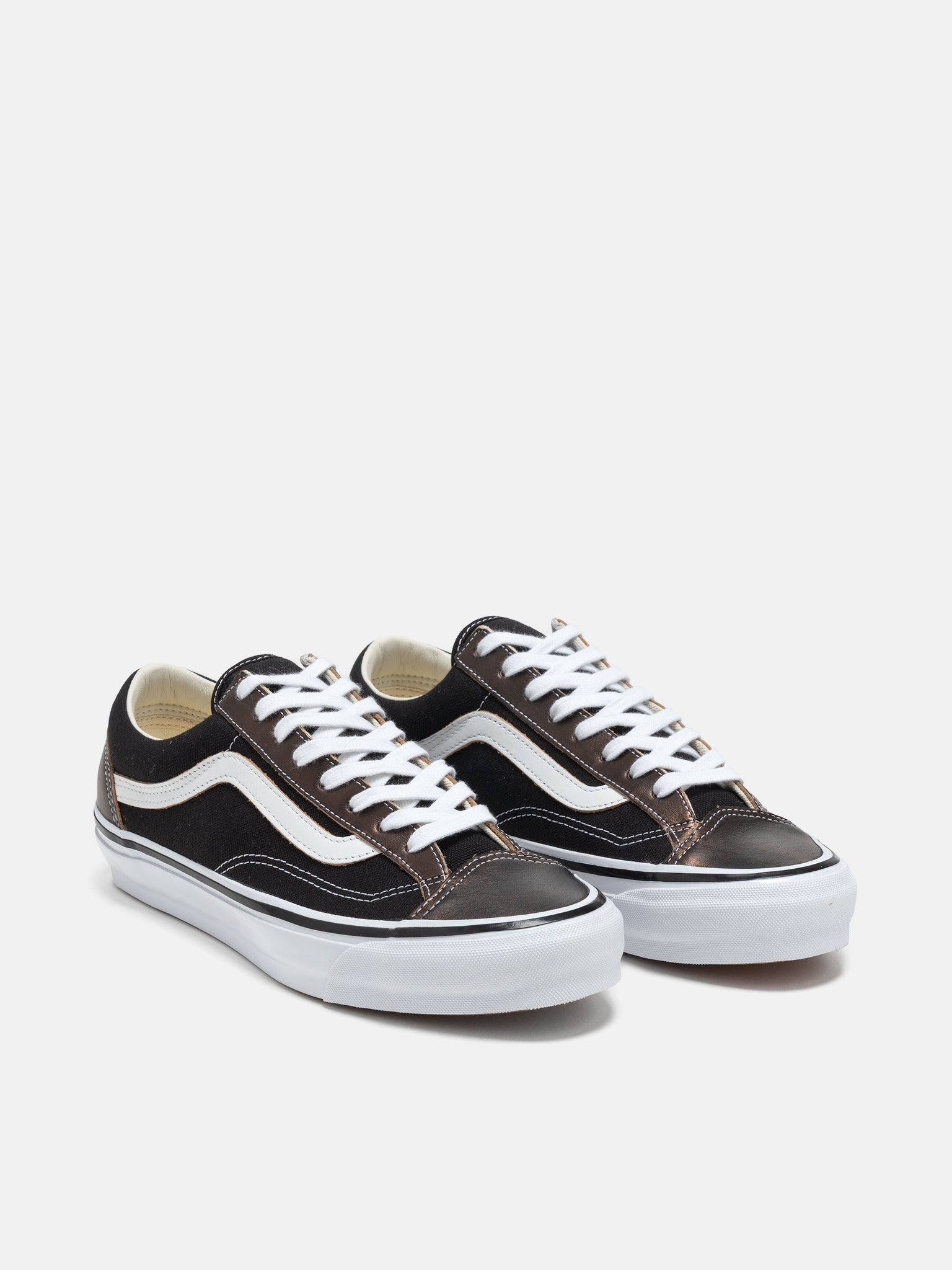 OTW Old Skool 36 Vibram Black / White - 2