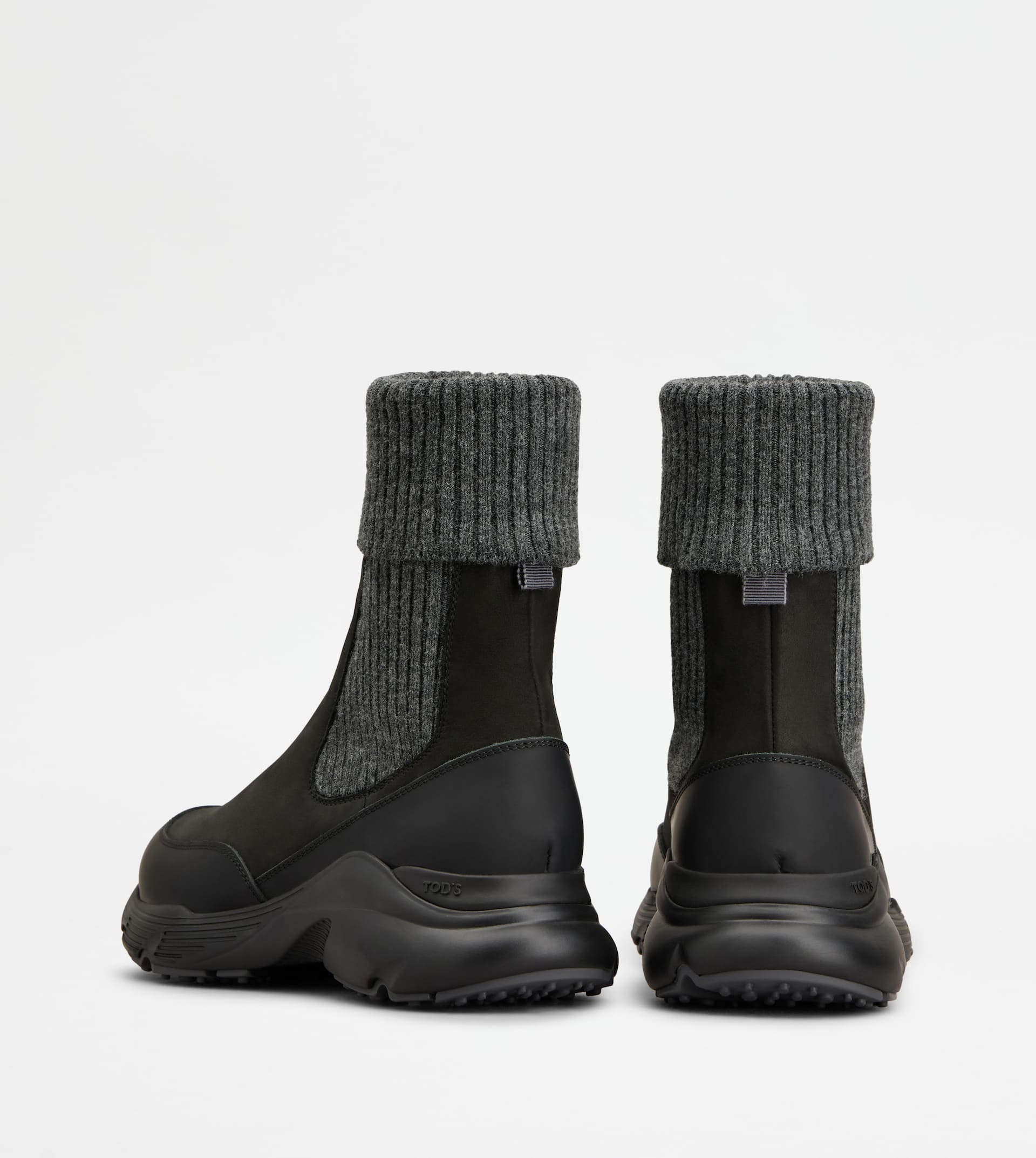 CHELSEA BOOTS IN NUBUCK AND KNIT - BLACK - 3