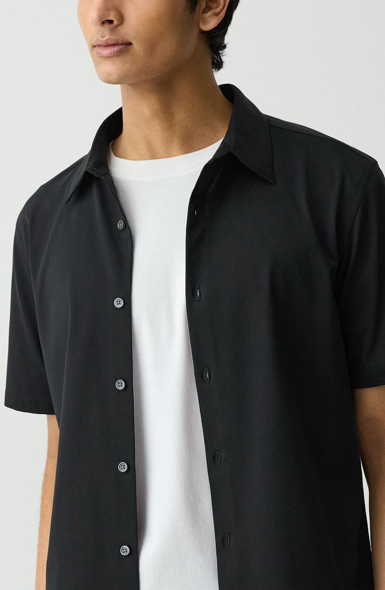 Theory Irving Short Sleeve Button-Up Shirt in Black - 2