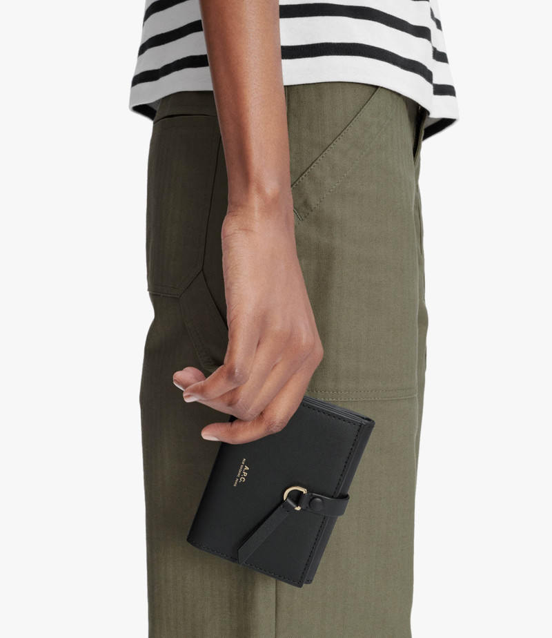 A.P.C. NOA LARGE TRIFOLD WALLET outlook