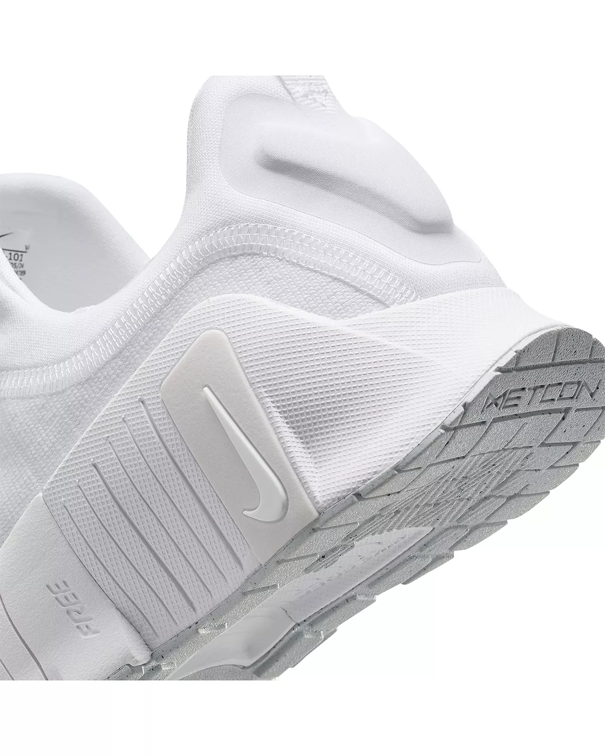 Women's Free Metcon 6 Sneakers - 9