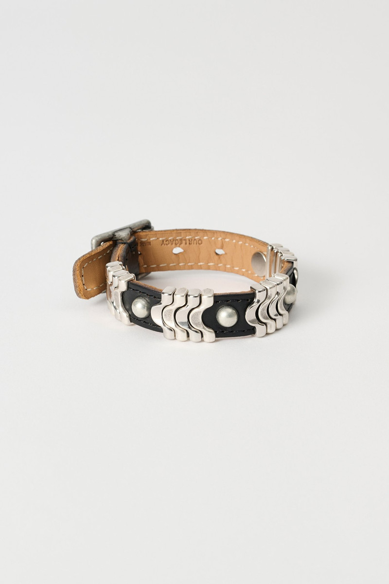 Wave Bracelet Black Chromexcel Leather 1