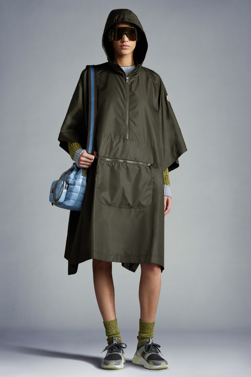 Moncler Packable Cape outlook