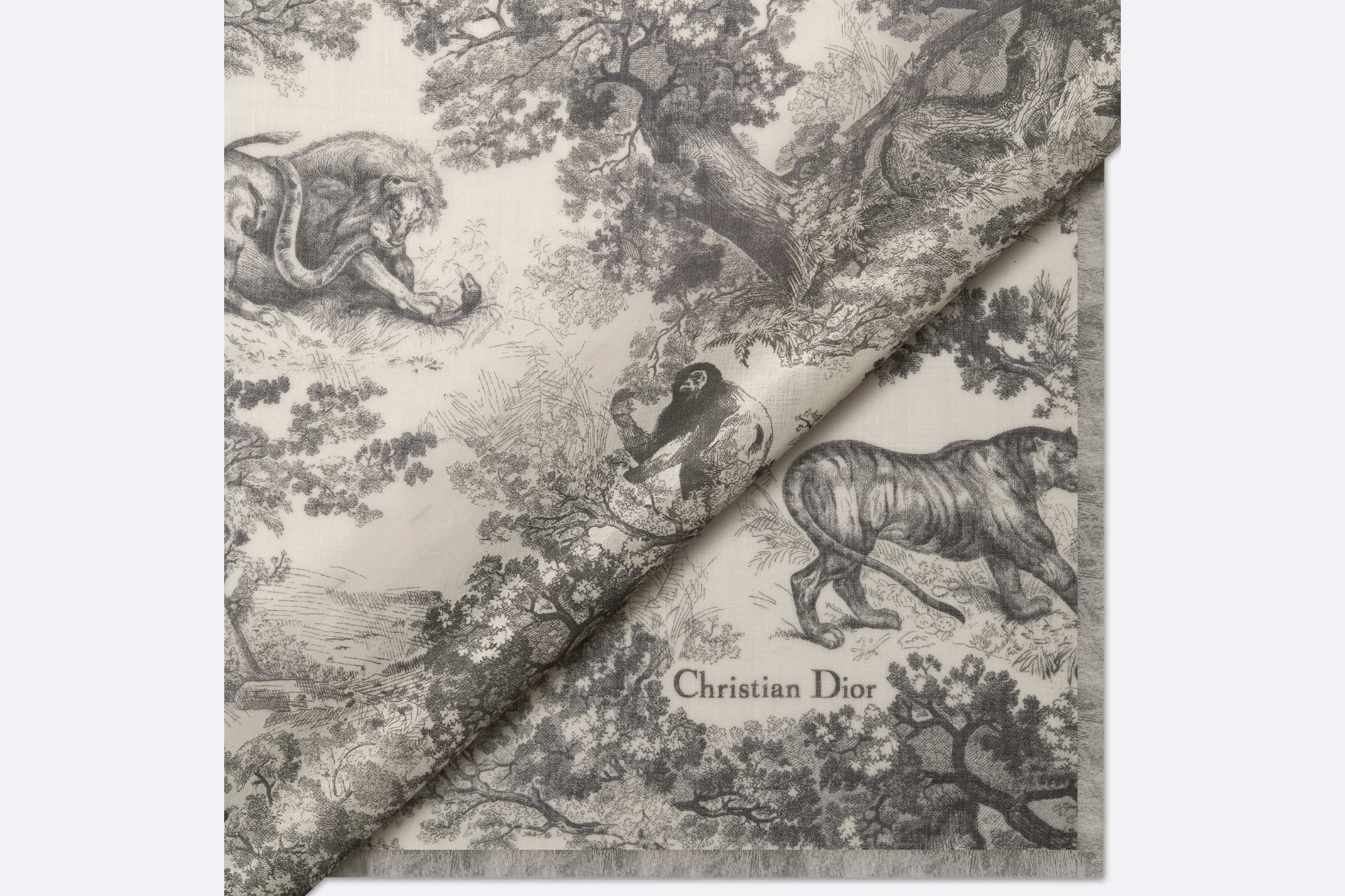 【無料郵送/関税込/正規品】 (W) Dior Toile de Jouy Sauvage Mi Toile de Jouy Sauvage 90 Square Scarf Ivory and Navy Blue