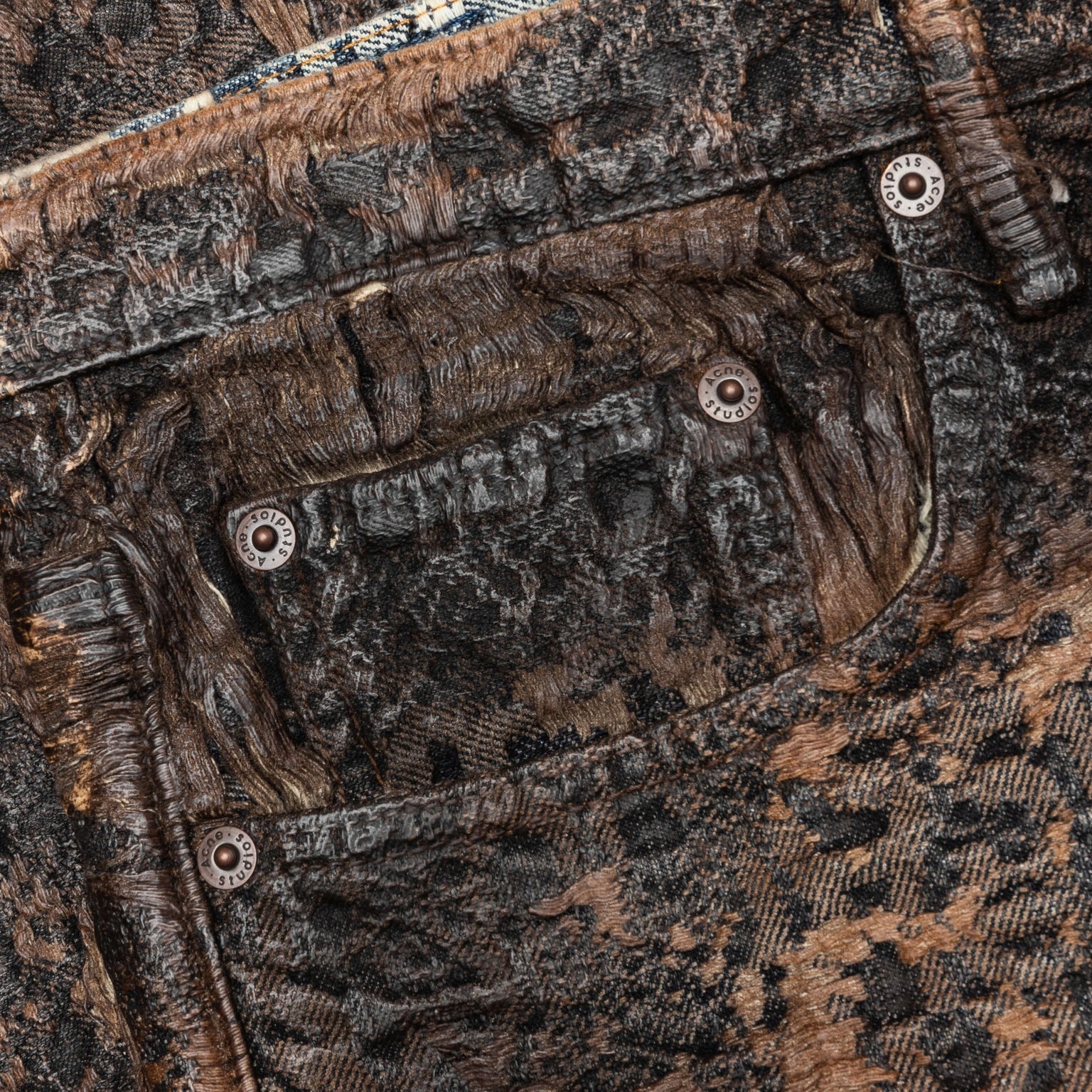 LOOSE FIT DENIM MONOGRAM SHORTS FN-MN-SHOR000260 - BROWN - 3