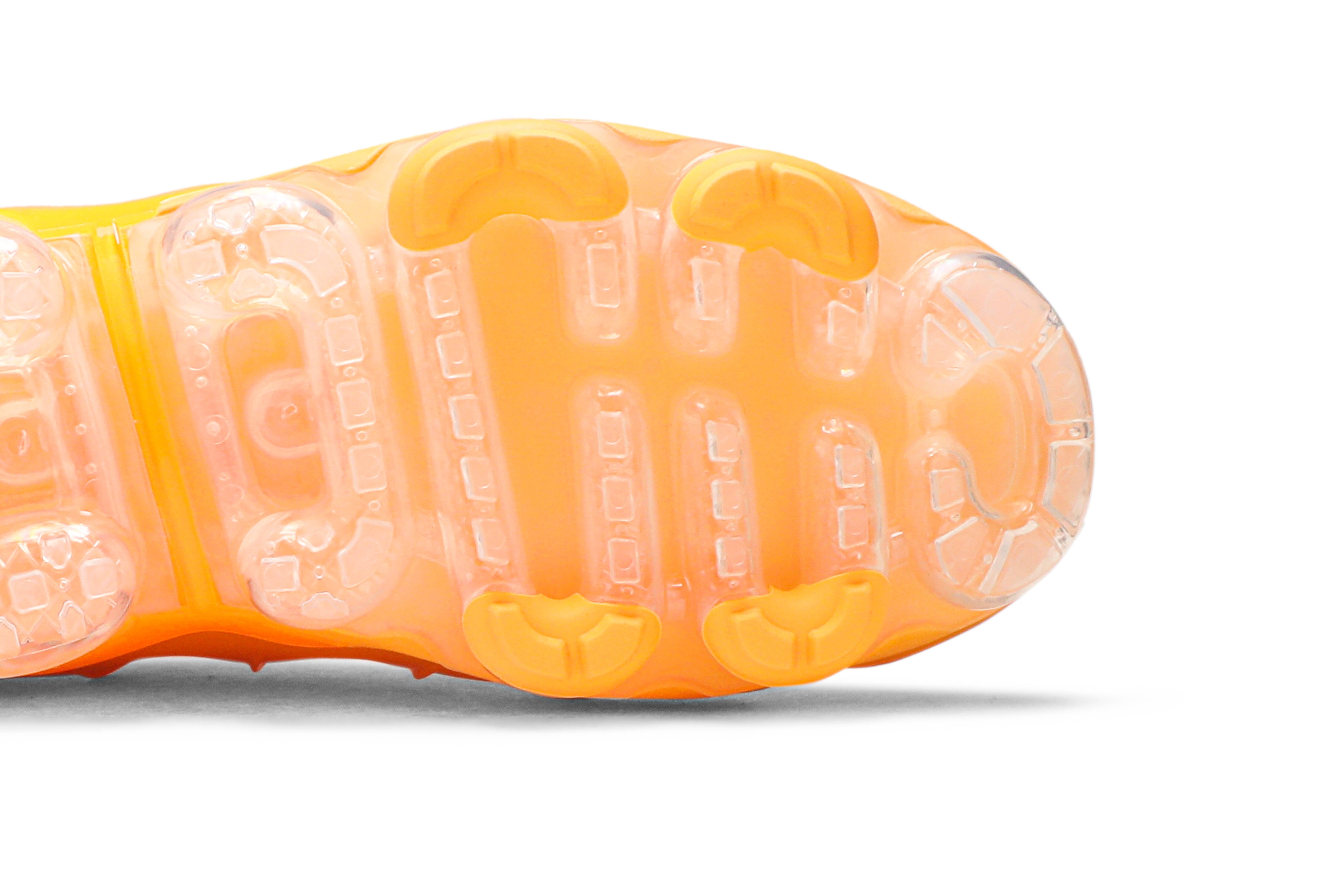 Wmns Air VaporMax Plus 'Orange' - 5