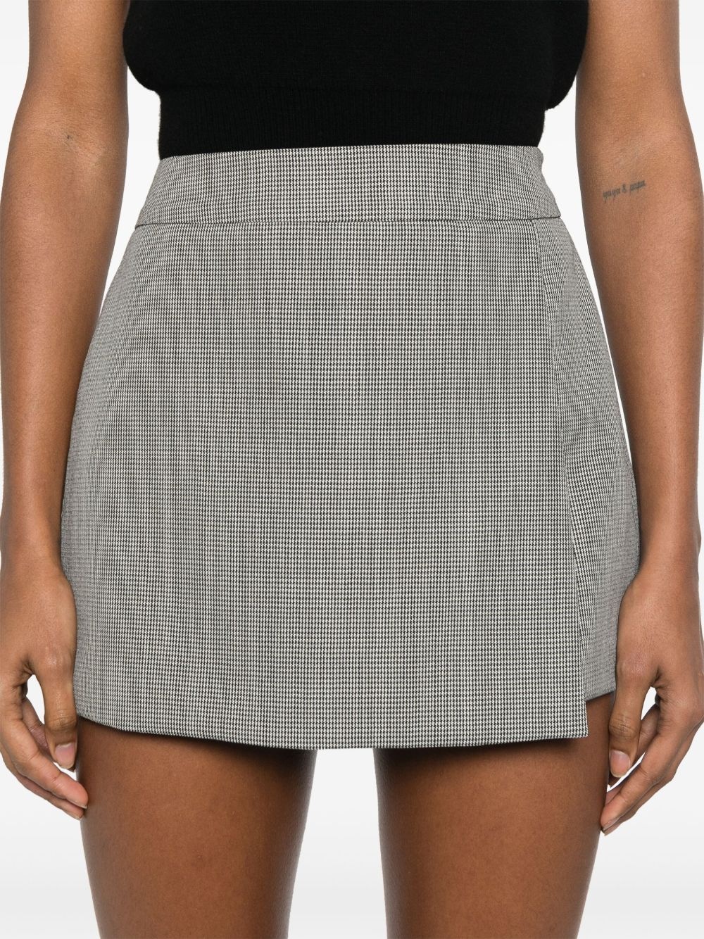 Nina skorts - 5
