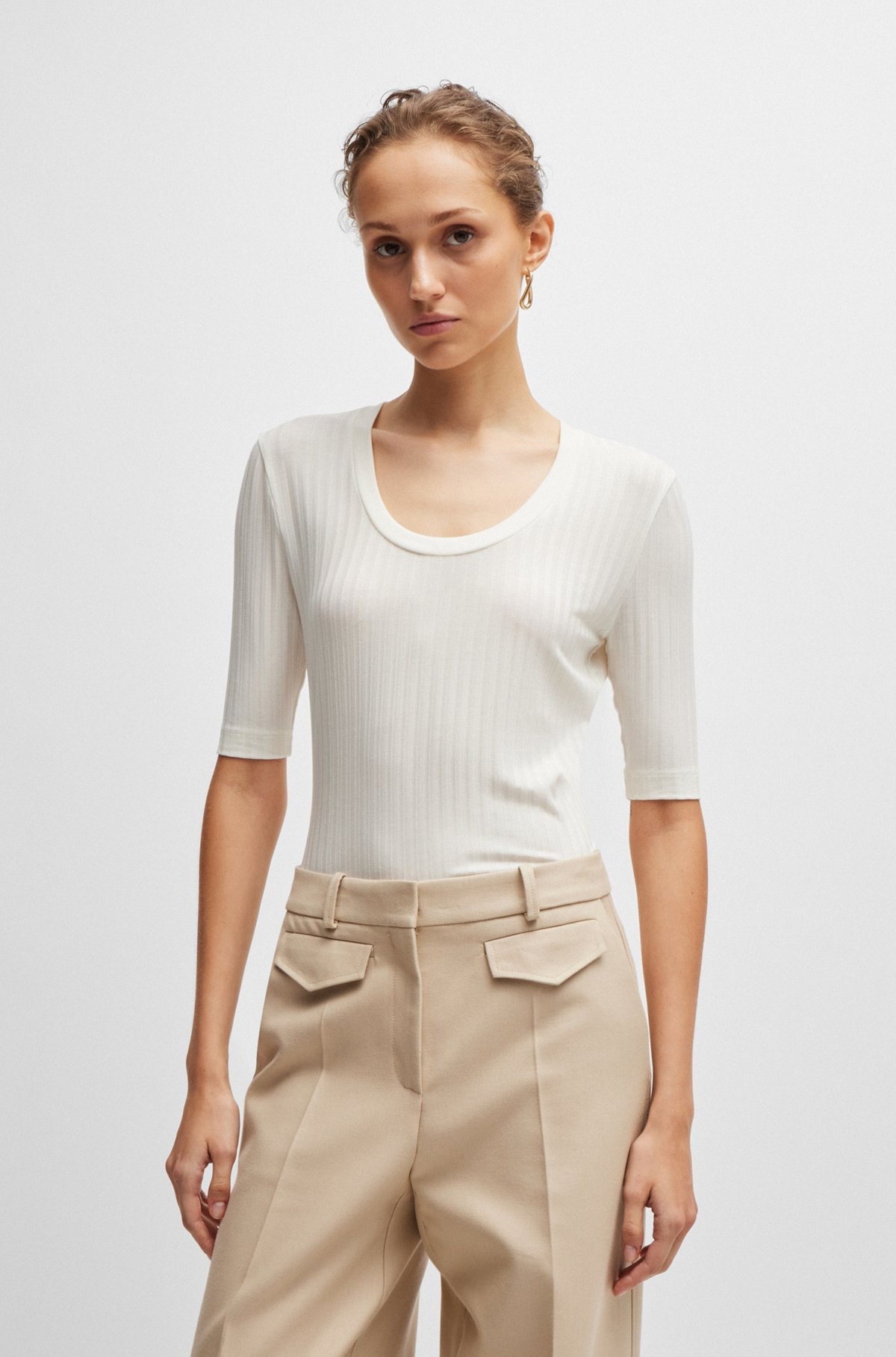 SCOOP-NECK TOP IN STRETCH FABRIC - 2