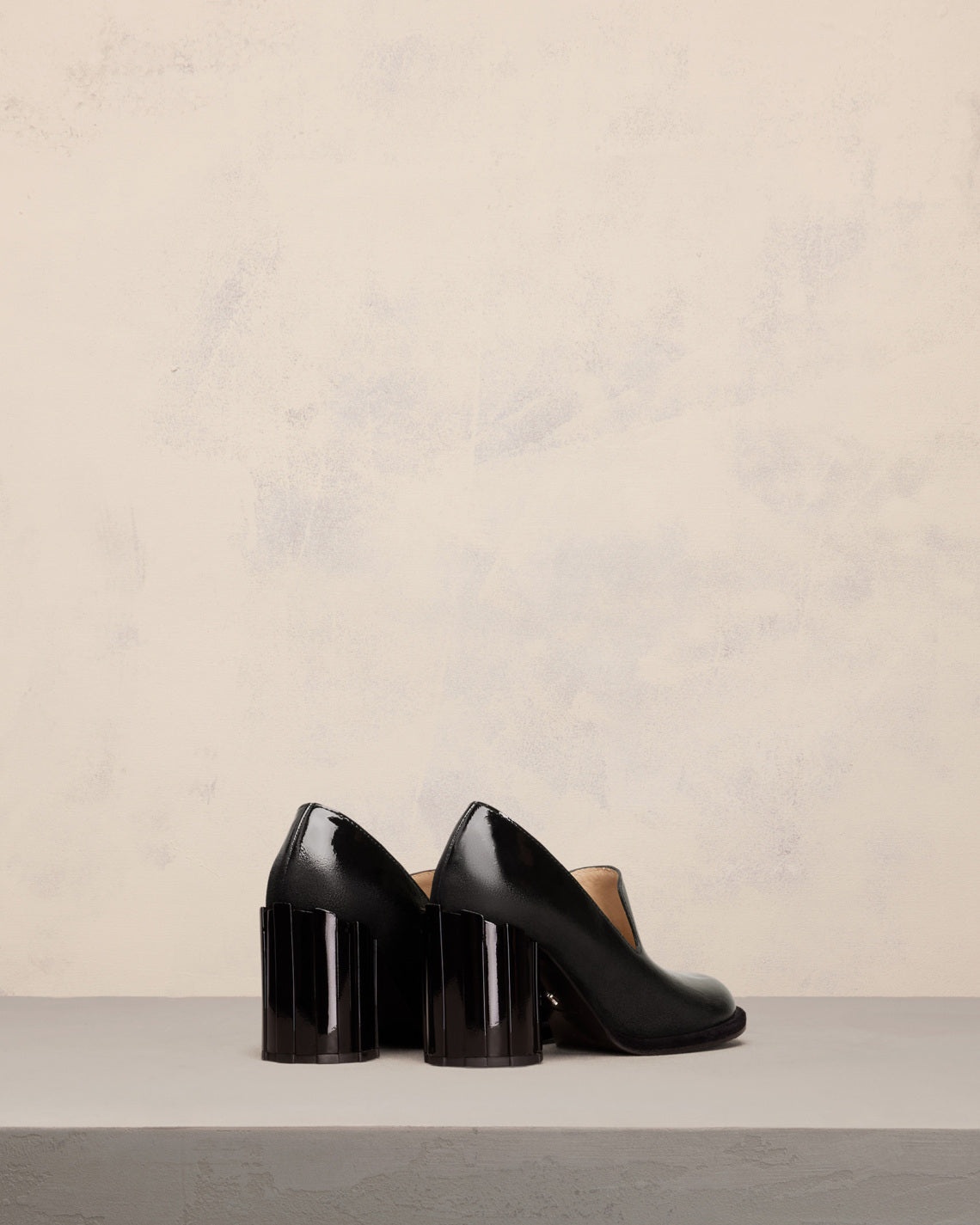 ANATOMICAL TOE HEELED LOAFER - 4