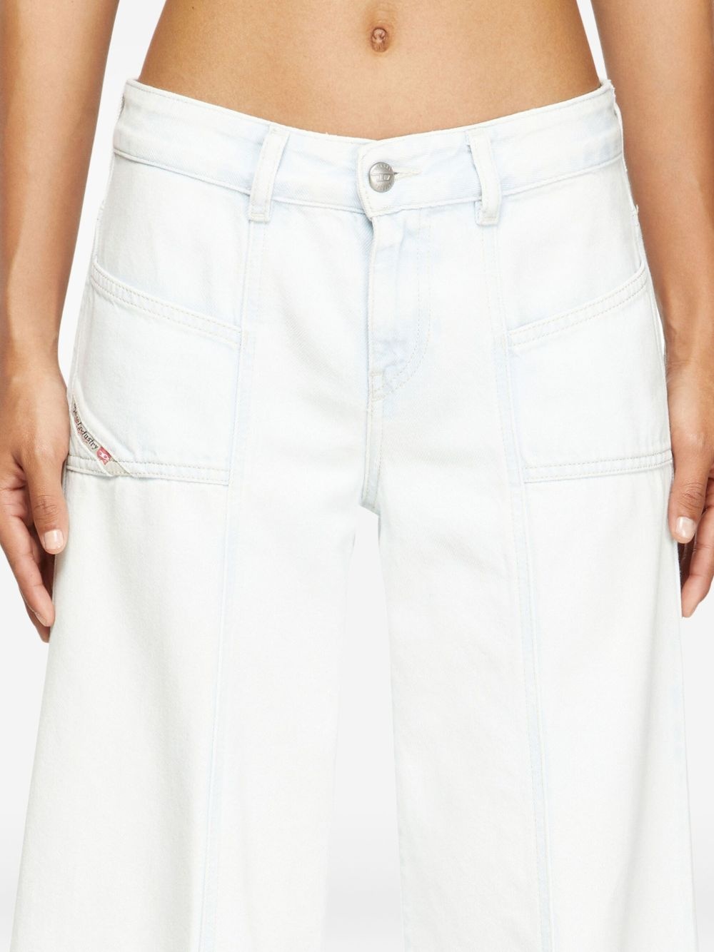 D-akii 09m08 flared jeans - 5