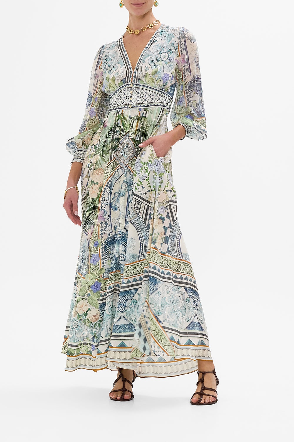 BUTTON DRESS WITH SHAPED WAISTBAND - 2