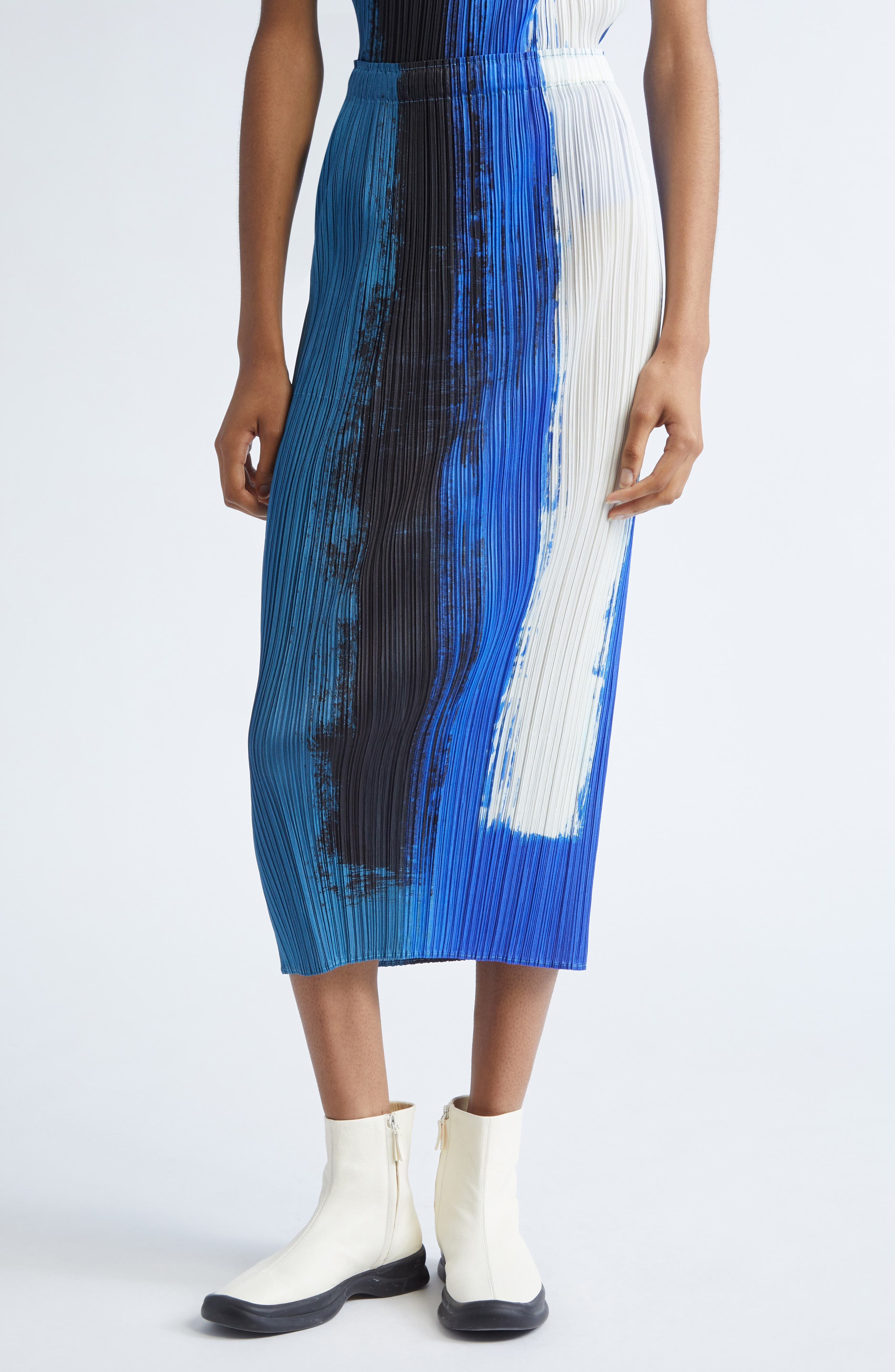 Pleats Please Issey Miyake Jump Print Pleated Skirt in Blue at Nordstrom - 5