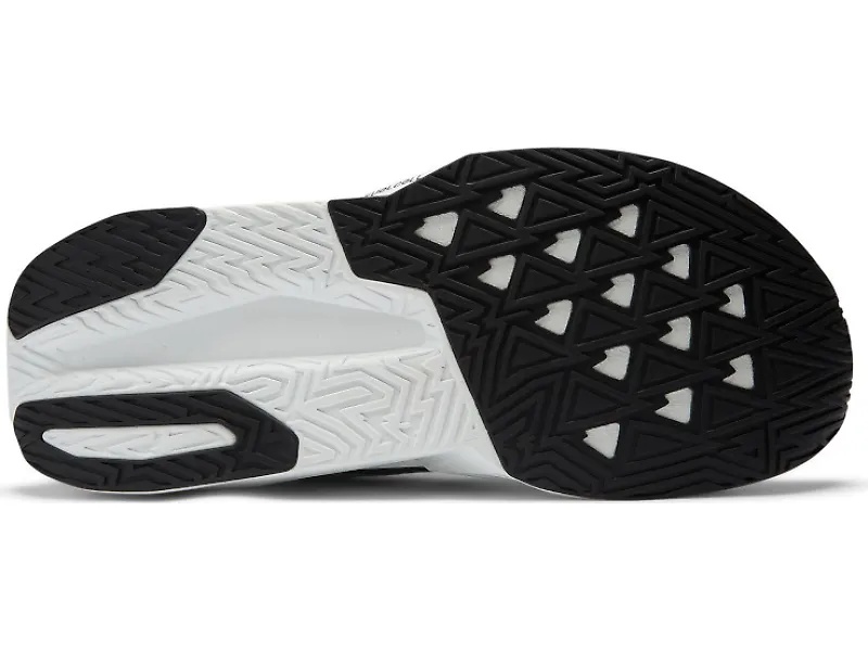 New Balance FuelCell Rebel v5 - 4
