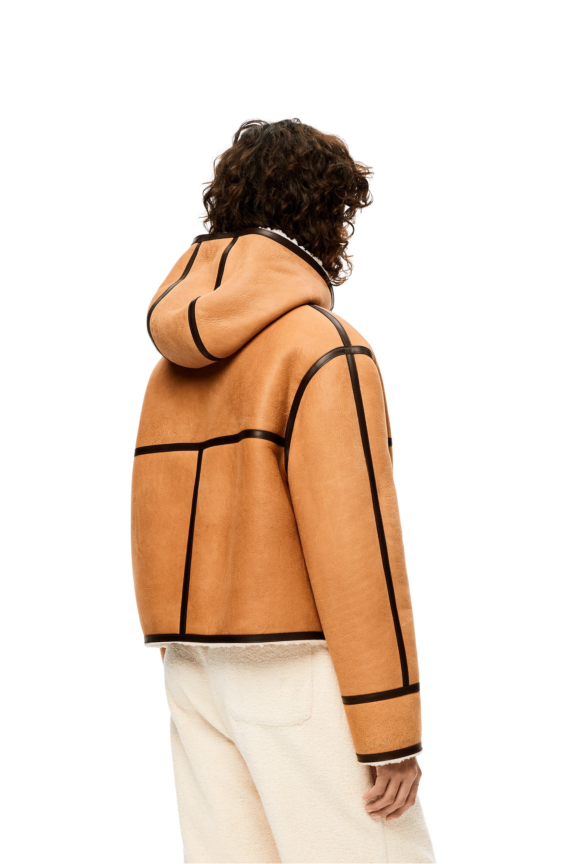 Hooded jacket in shearling - 4