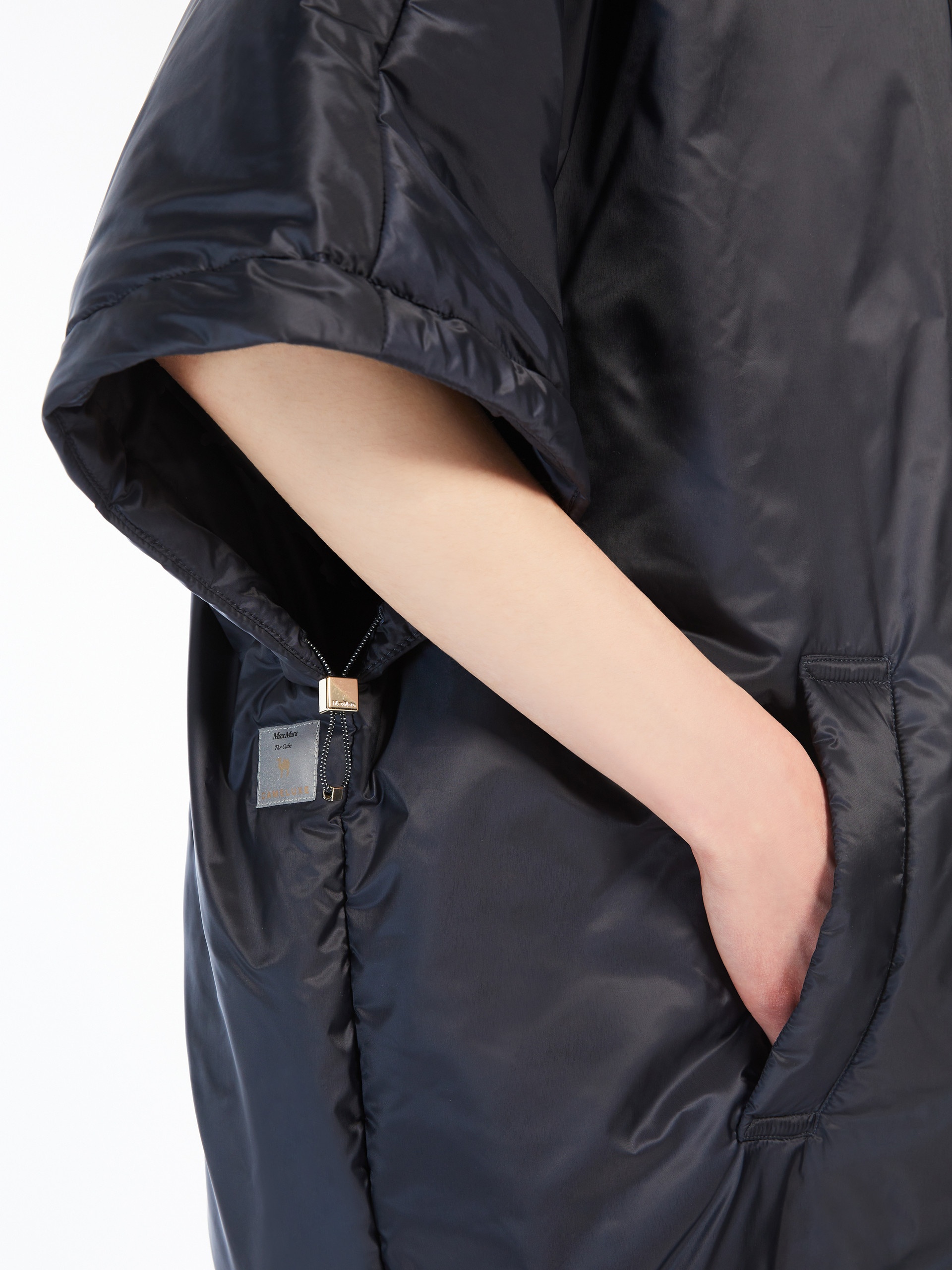 GREENCI Water-repellent fabric cape - 6