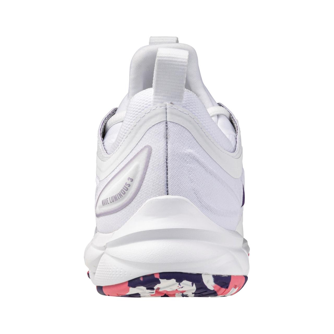 Women's Wave Luminous 3 Volleyball Shoe - 5