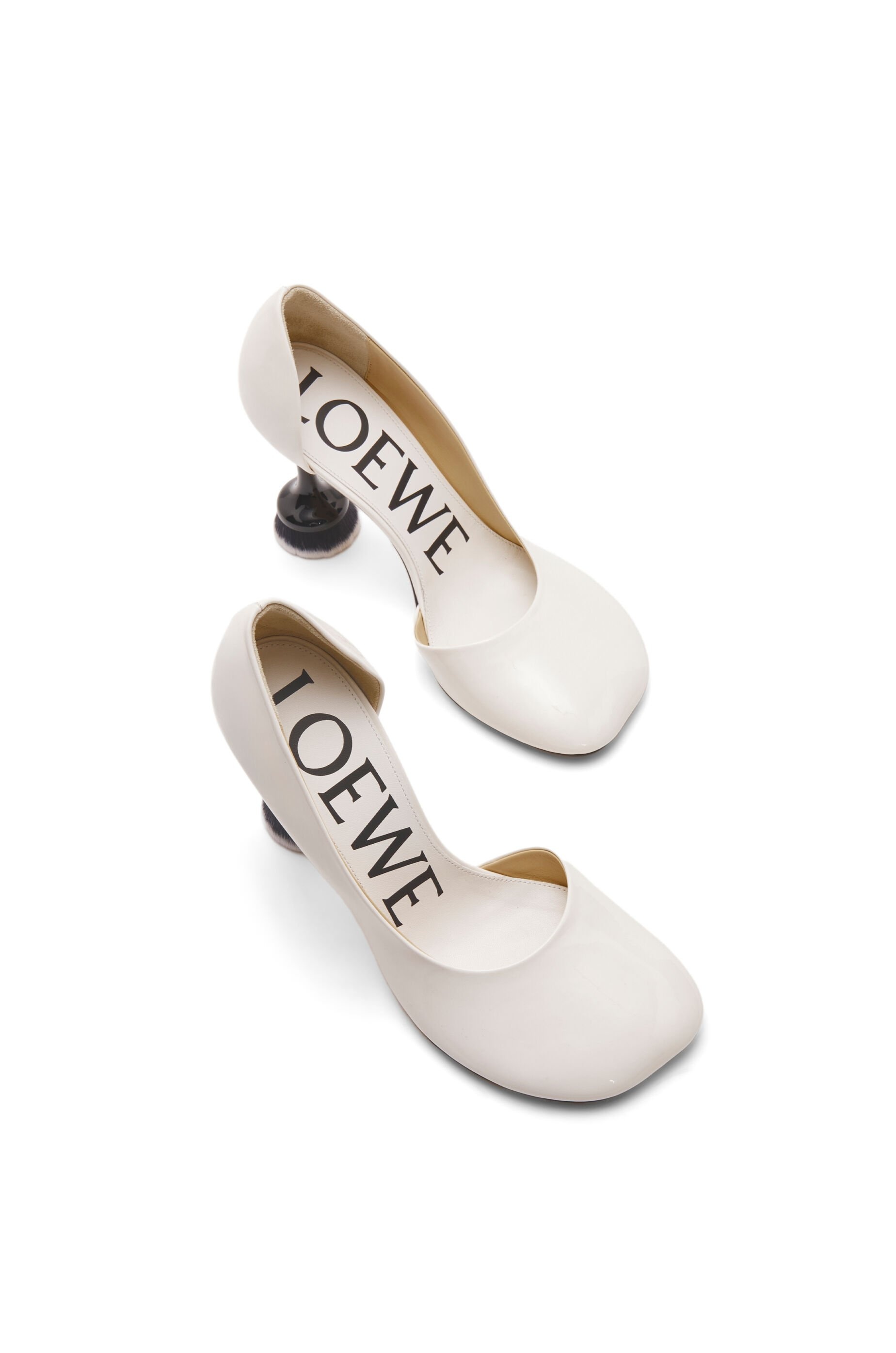 【送料&関税込】Loewe Toy Brush Dorsay Pumps Loewe Toy brush D'Orsay pump in patent lambskin | REVERSIBLE